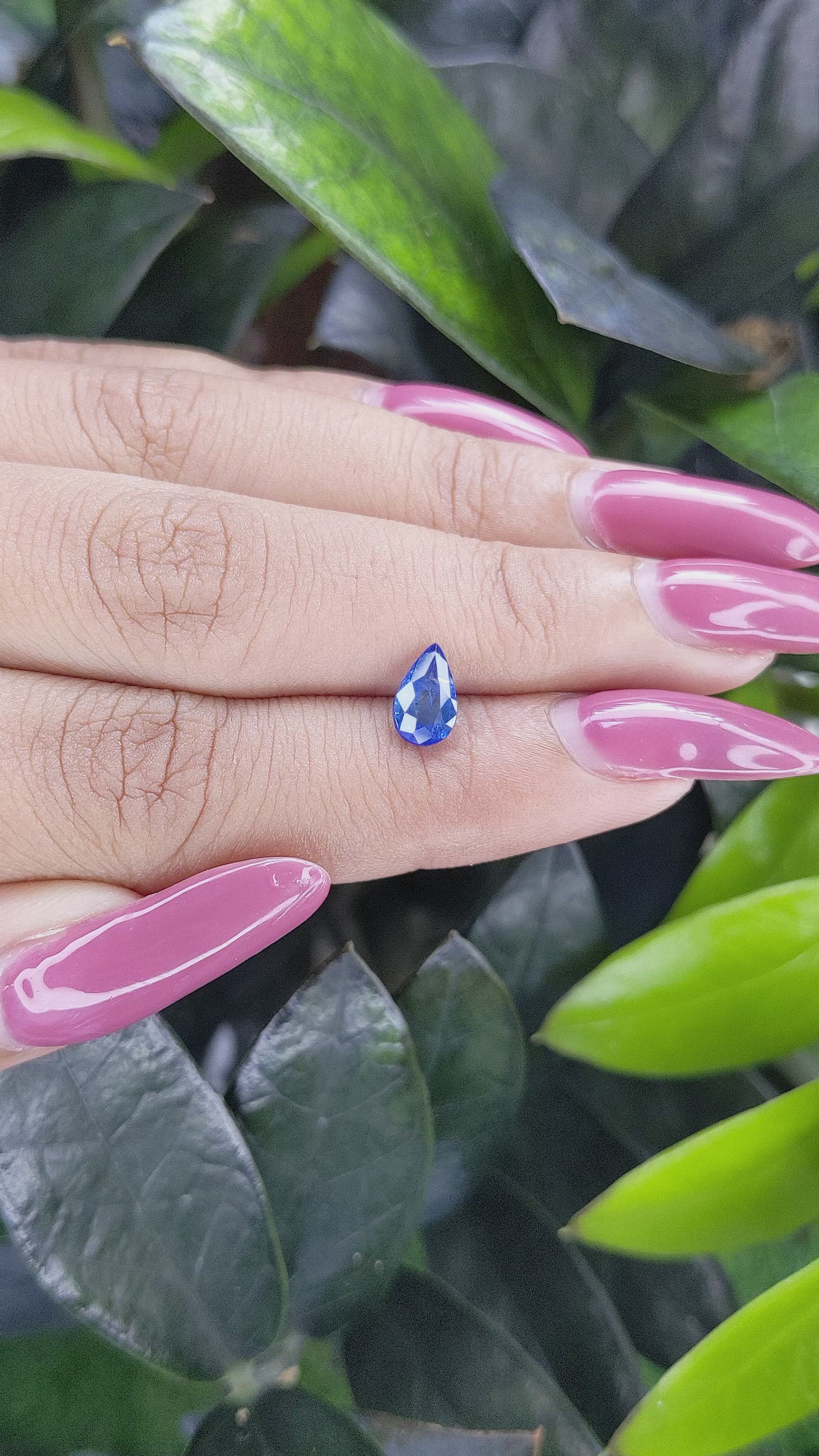 1.04 Ct. Blue Sapphire from Ceylon (Sri Lanka) Size Video