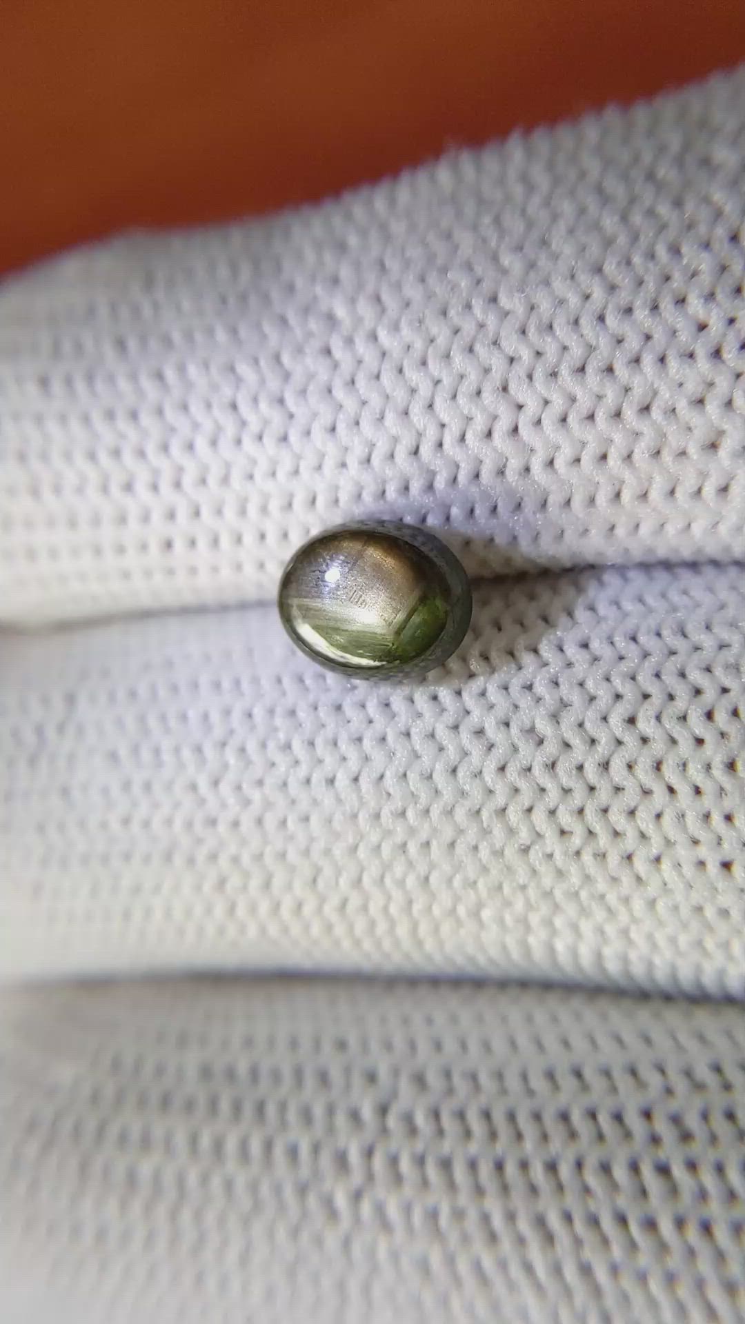 2.54 Ct. Brown Star Sapphire from Ceylon (Sri Lanka) Size Video