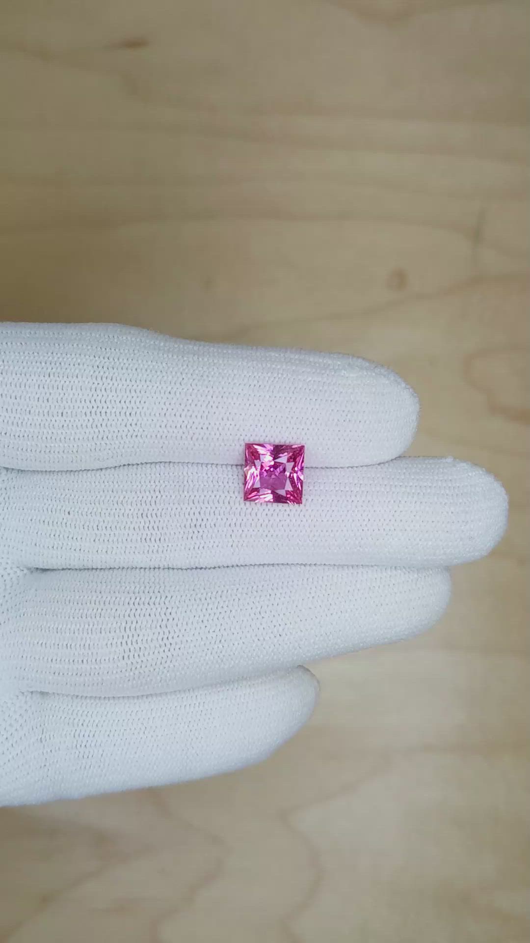 2.81 Ct. Pink Sapphire from Ceylon (Sri Lanka) Size Video