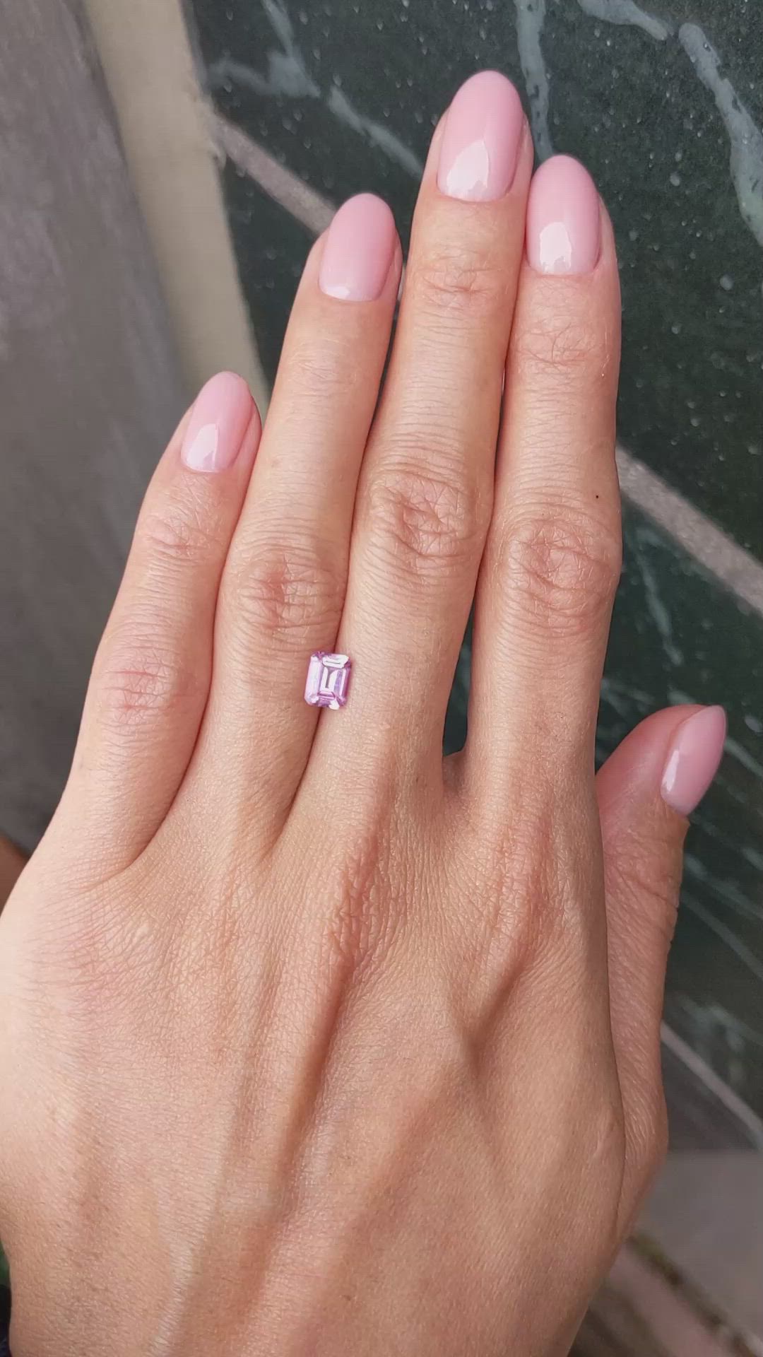 1.07 Ct. Pink Sapphire from Ceylon (Sri Lanka) Size Video