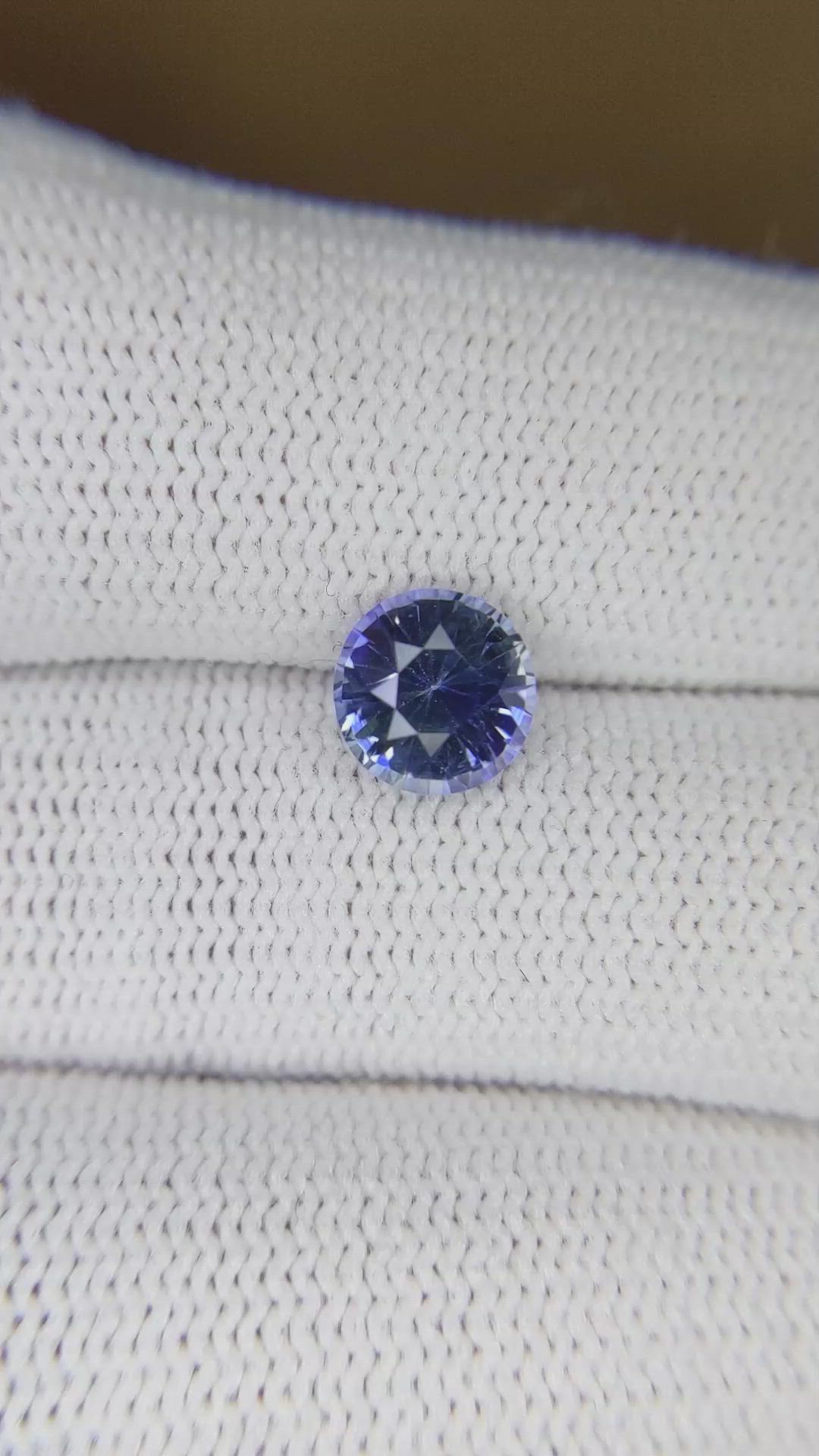 1.57 Ct. Bi Color Sapphire from Ceylon (Sri Lanka) Size Video