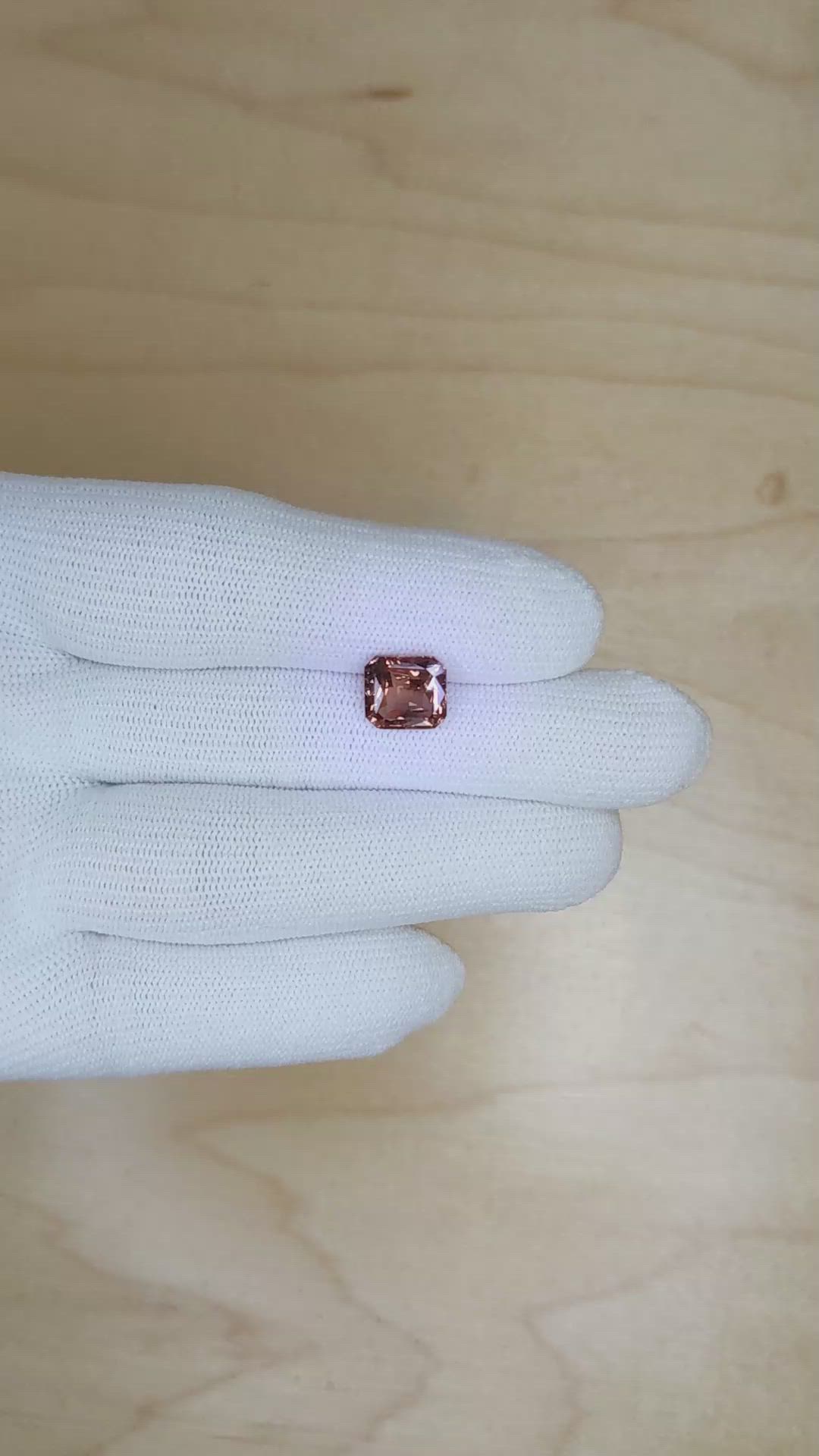 3.60 Ct. Orangish Brown Sapphire from Ceylon (Sri Lanka) Size Video