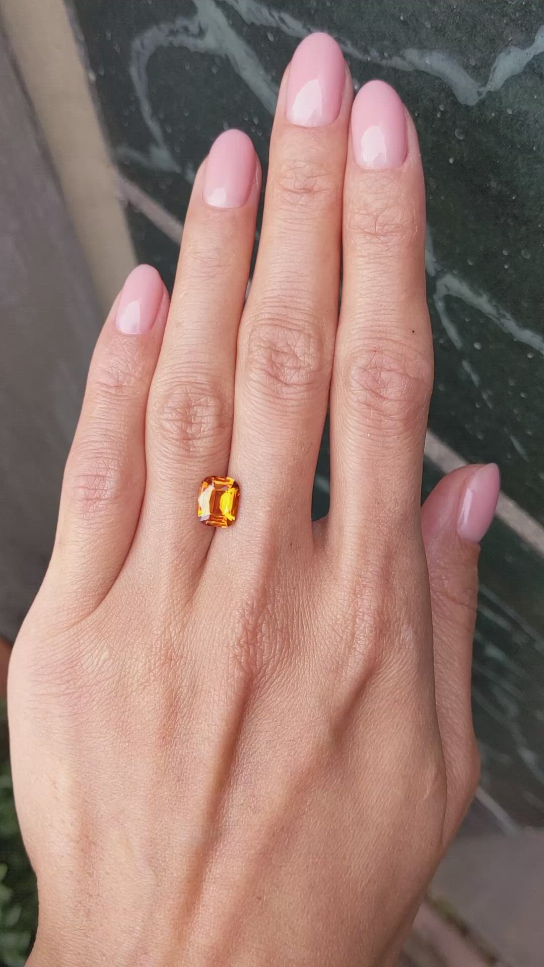 2.60 Ct. Yellowish Orange Sapphire from Ceylon (Sri Lanka) Size Video
