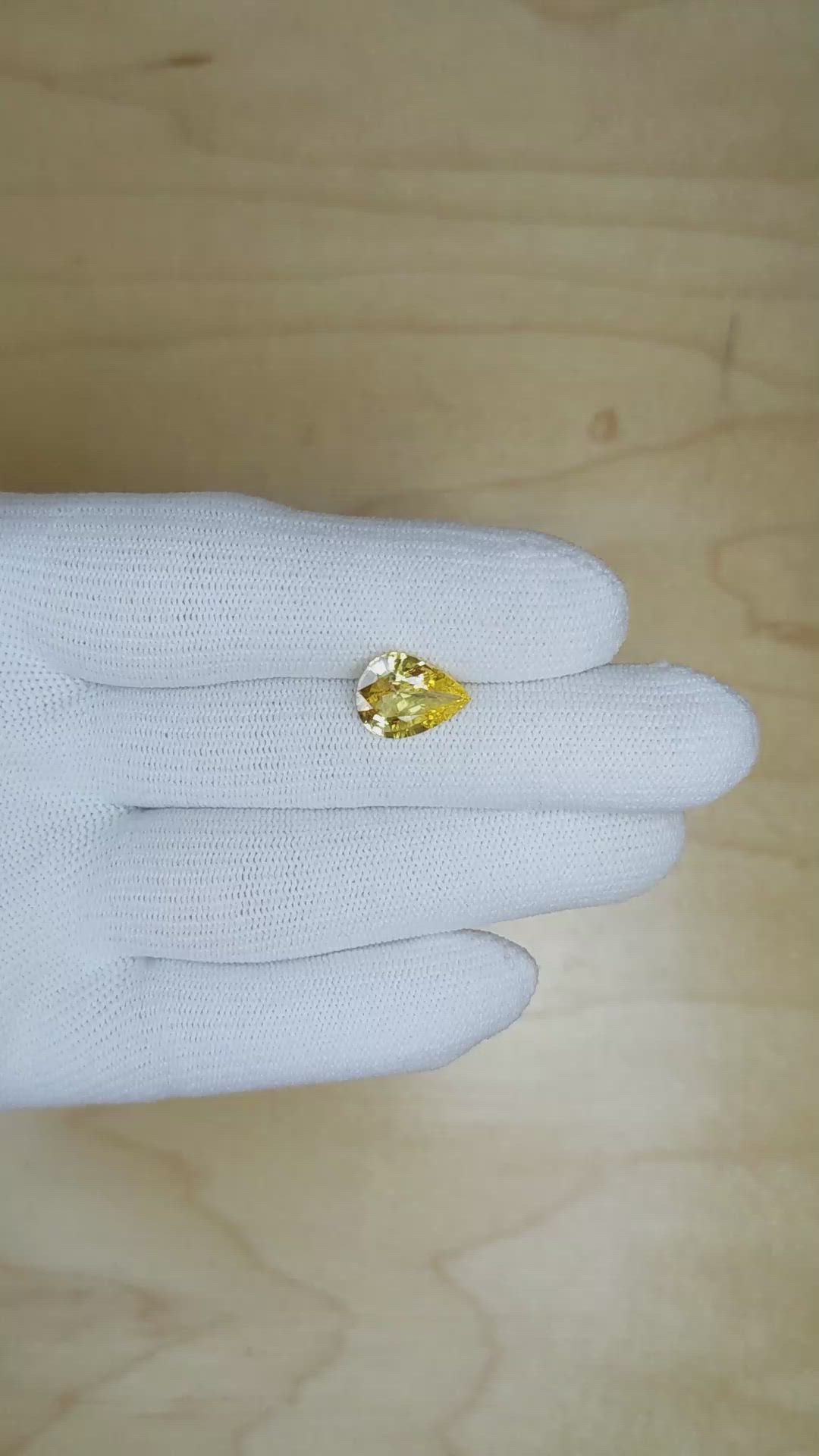 3.57 Ct. Yellow Sapphire from Ceylon (Sri Lanka) Size Video