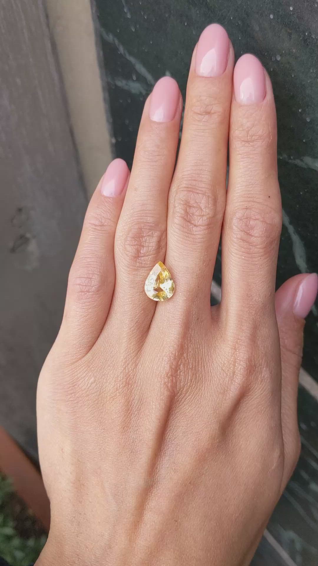 3.57 Ct. Yellow Sapphire from Ceylon (Sri Lanka) Size Video