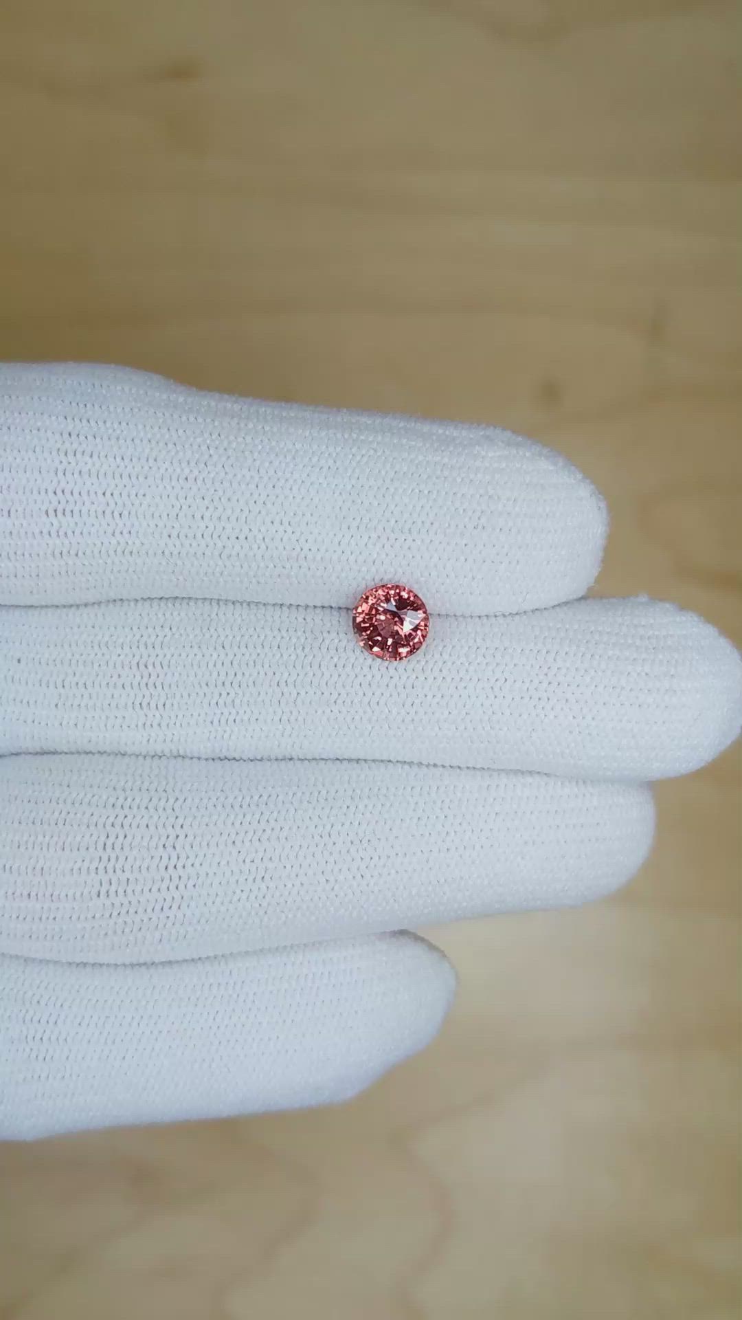 1.19 Ct. Padparadscha Sapphire from Ceylon (Sri Lanka) Size Video