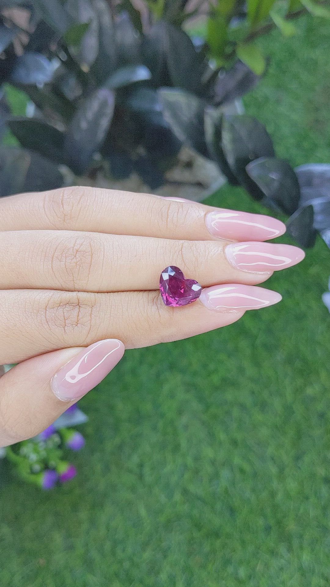 4.50 Ct. Purplish Pink Sapphire from Madagascar Size Video