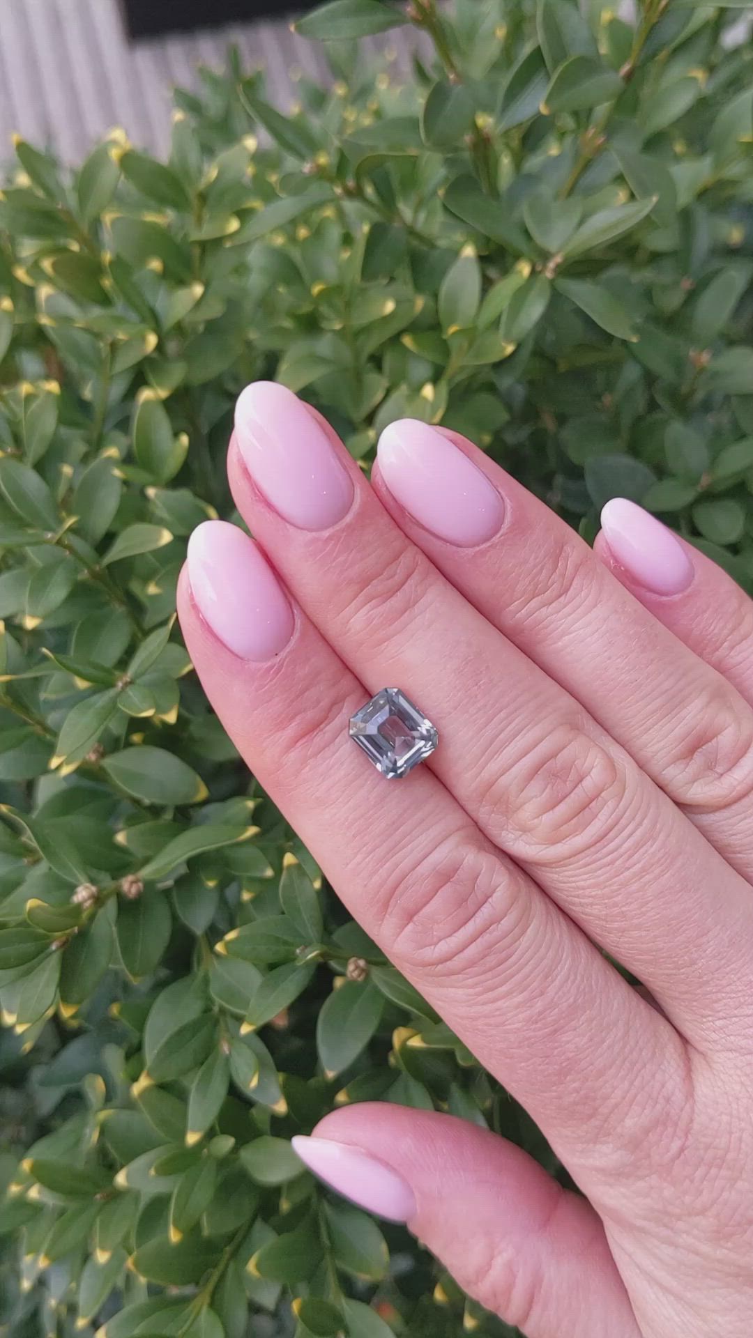 2.99 Ct. Green Sapphire from Ceylon (Sri Lanka) Size Video