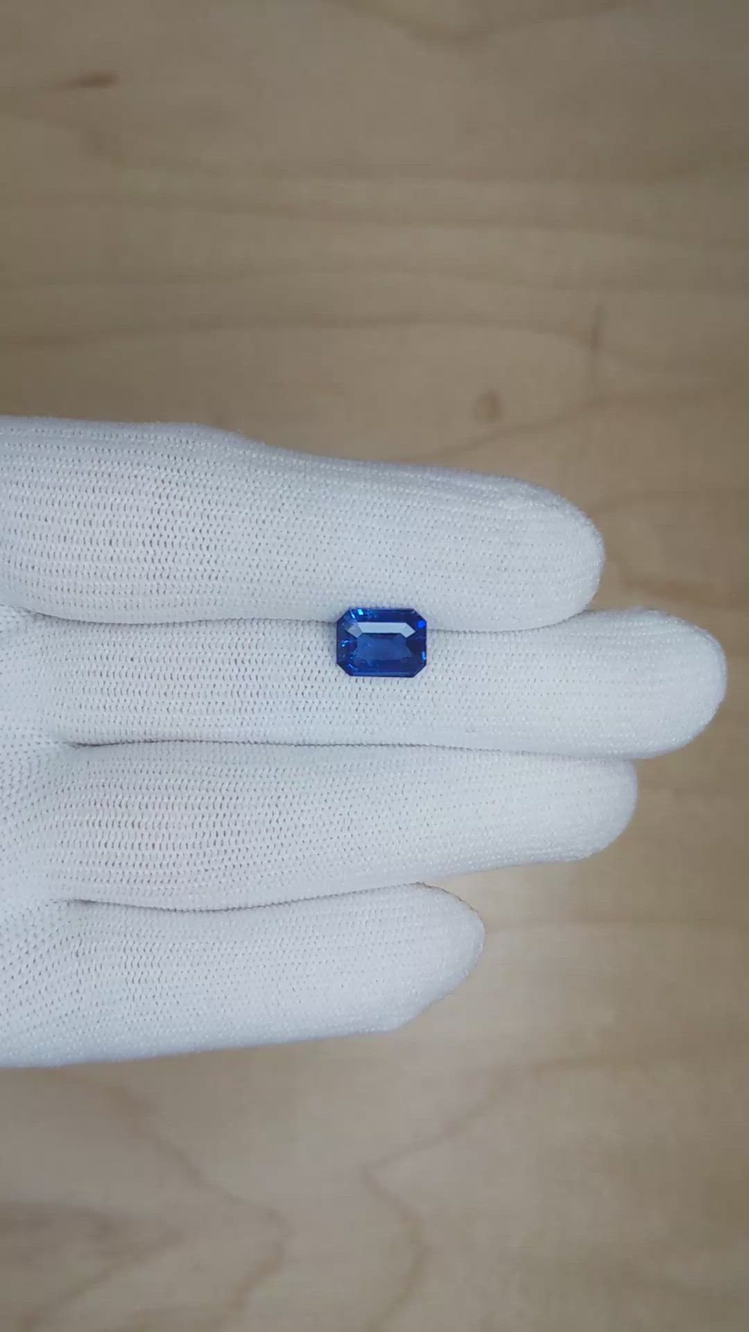2.33 Ct. Blue Sapphire from Ceylon (Sri Lanka) Size Video