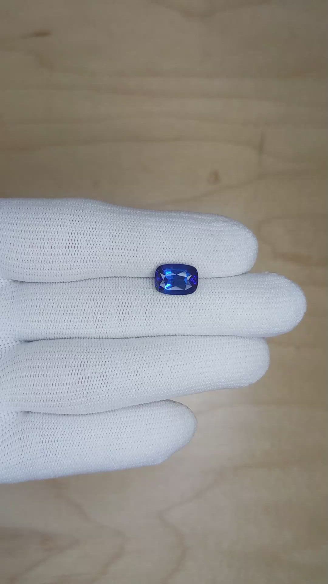 3.60 Ct. Blue Sapphire from Ceylon (Sri Lanka) Size Video