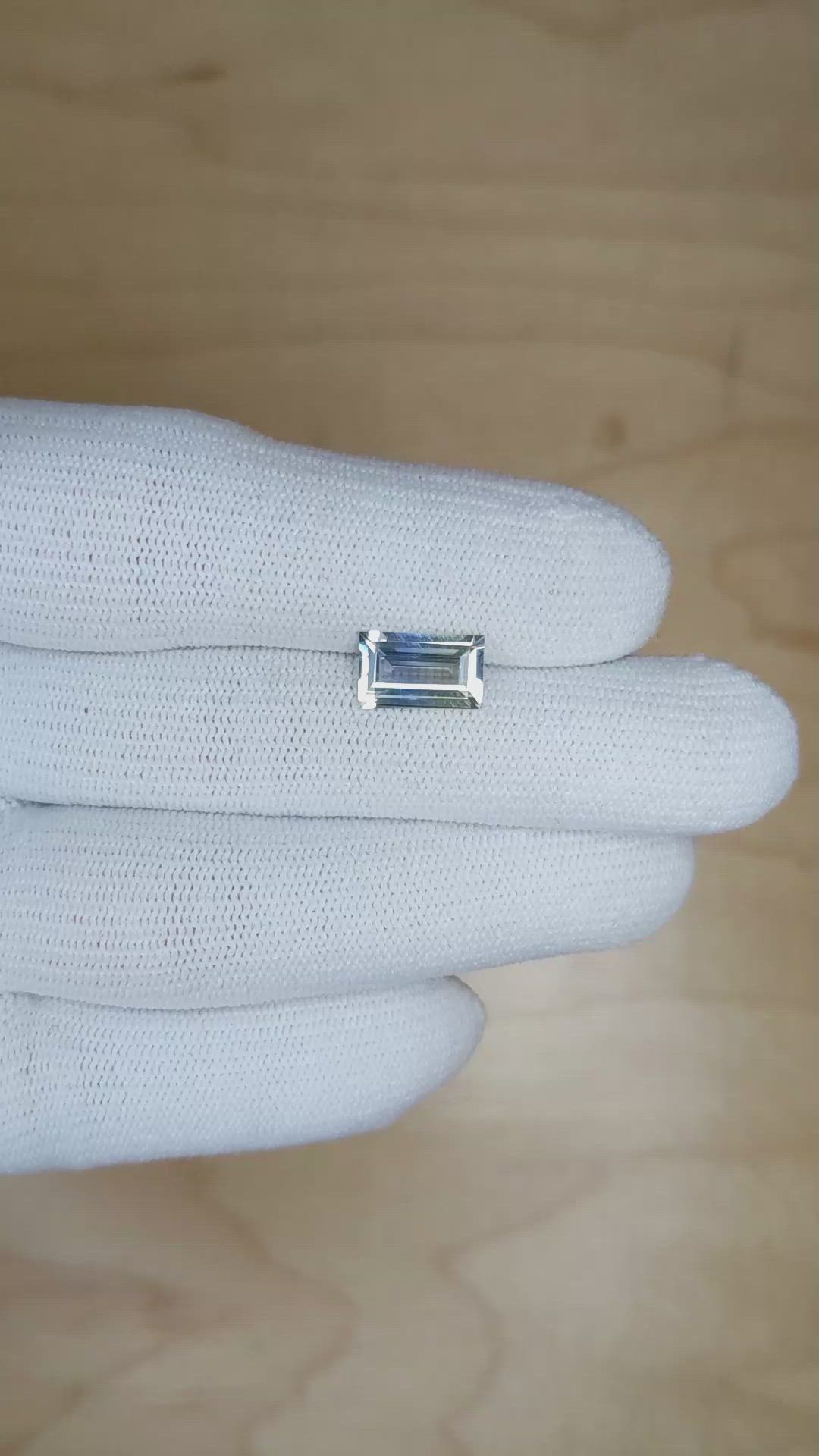 2.16 Ct. Bi Color Sapphire from Ceylon (Sri Lanka) Size Video