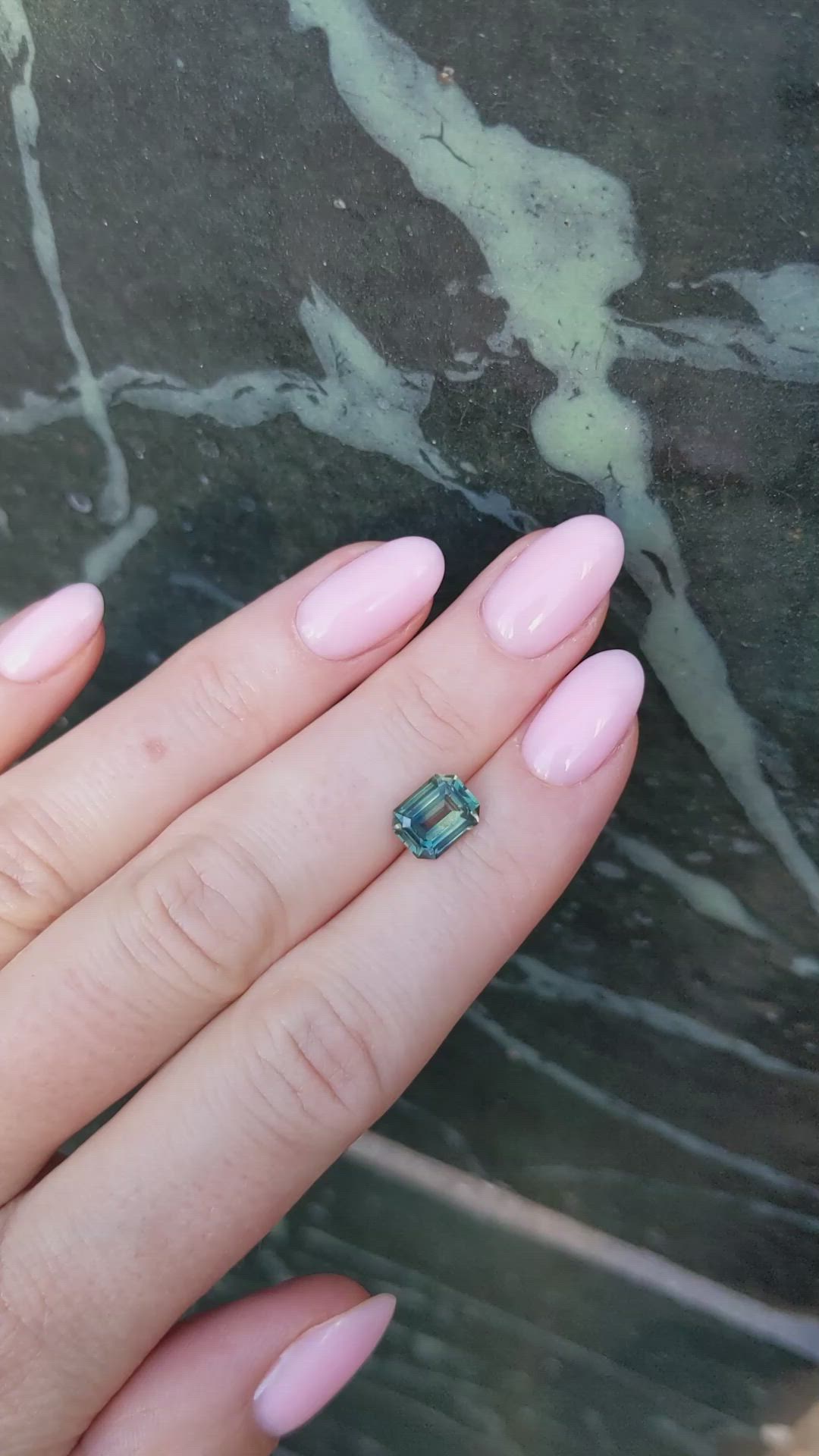 2.04 Ct. Yellowish Green Sapphire from Ceylon (Sri Lanka) Size Video