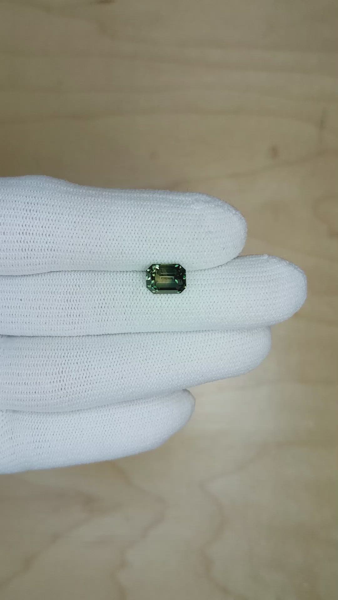 2.04 Ct. Yellowish Green Sapphire from Ceylon (Sri Lanka) Size Video