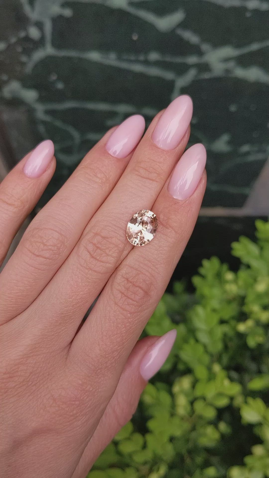 5.13 Ct. Padparadscha Sapphire from Ceylon (Sri Lanka) Size Video