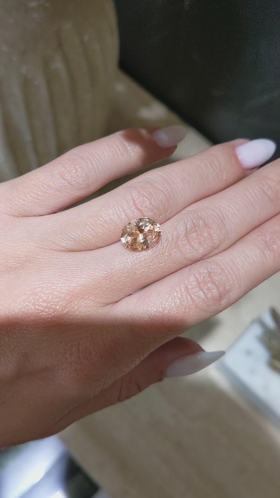 5.13 Ct. Padparadscha Sapphire from Ceylon (Sri Lanka) Size Video