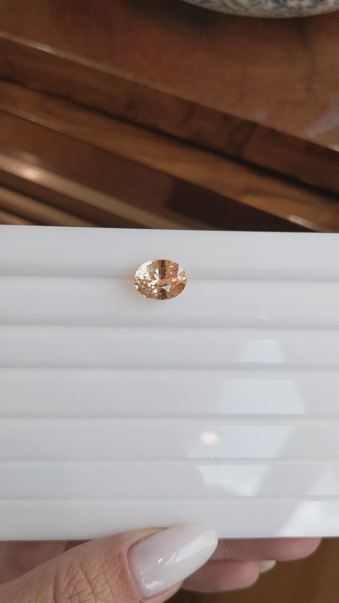 5.13 Ct. Padparadscha Sapphire from Ceylon (Sri Lanka) Size Video