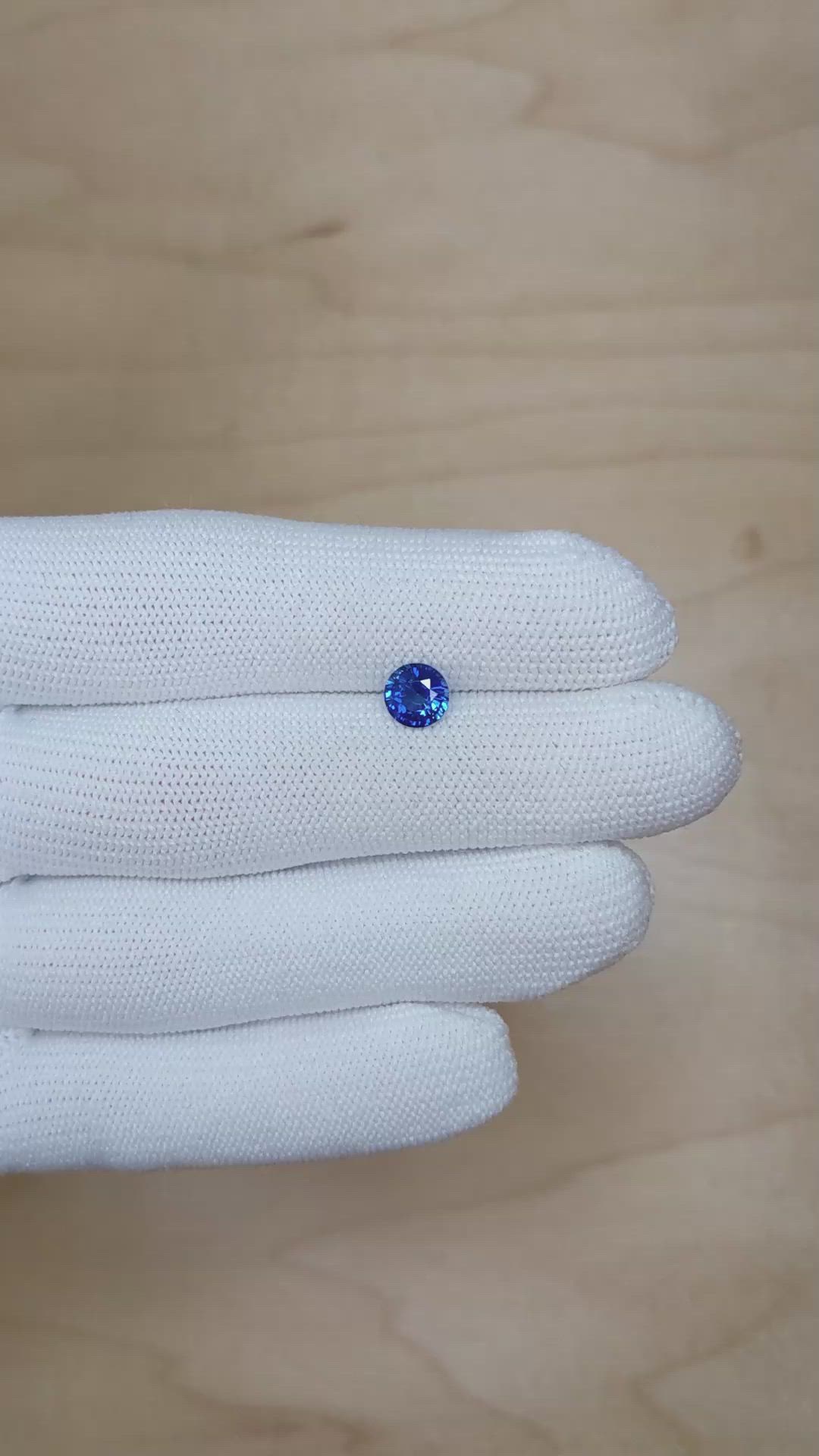1.17 Ct. Blue Sapphire from Ceylon (Sri Lanka) Size Video