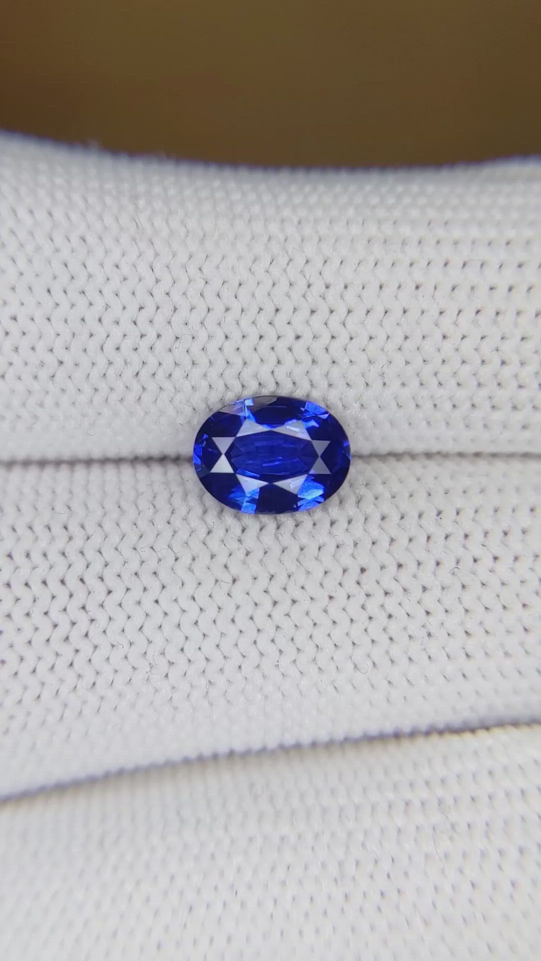 1.60 Ct. Blue Sapphire from Ceylon (Sri Lanka) Size Video