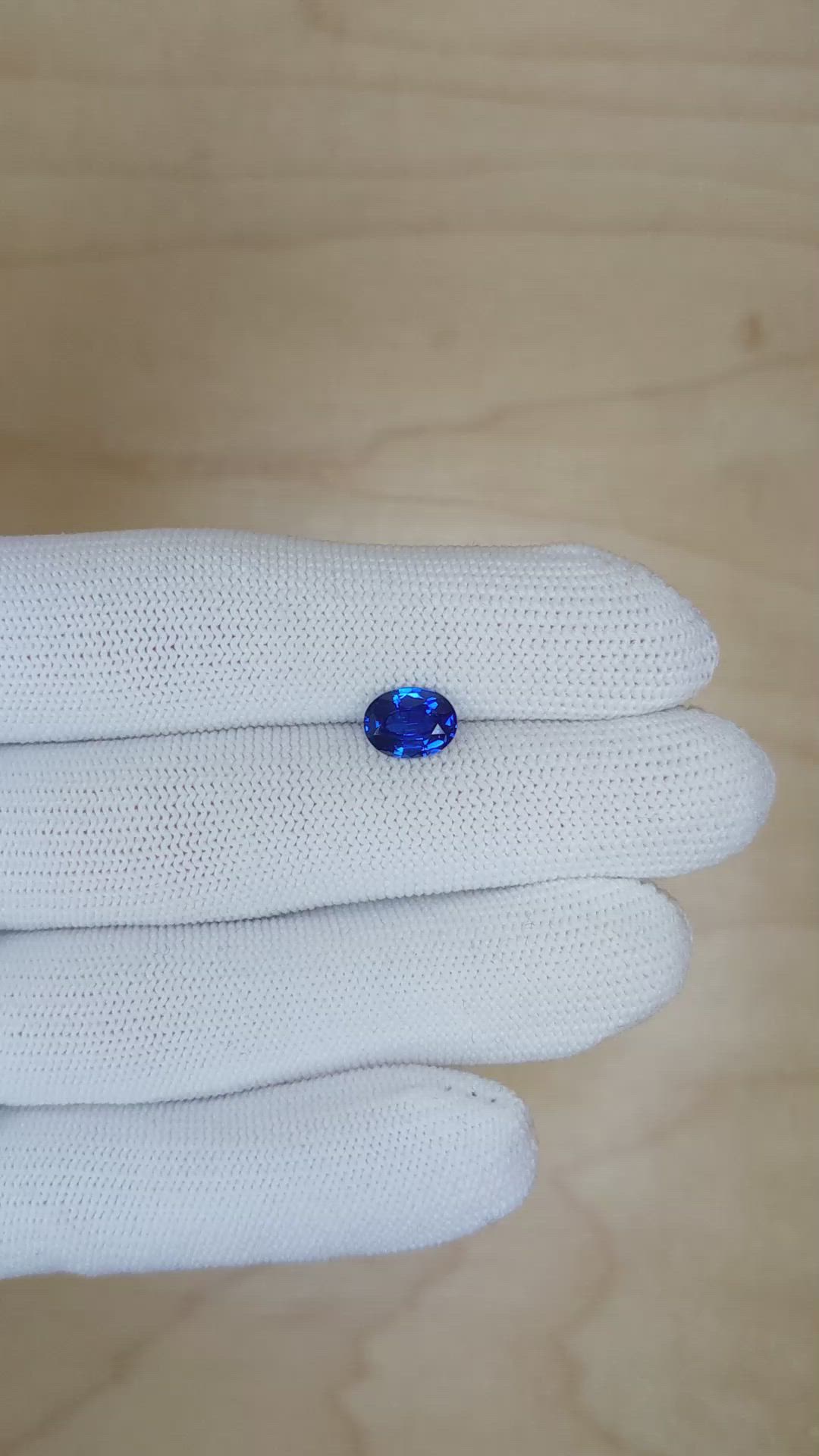 1.60 Ct. Blue Sapphire from Ceylon (Sri Lanka) Size Video