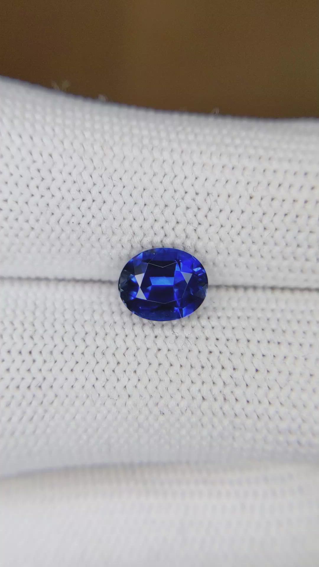 2.09 Ct. Blue Sapphire from Ceylon (Sri Lanka) Size Video