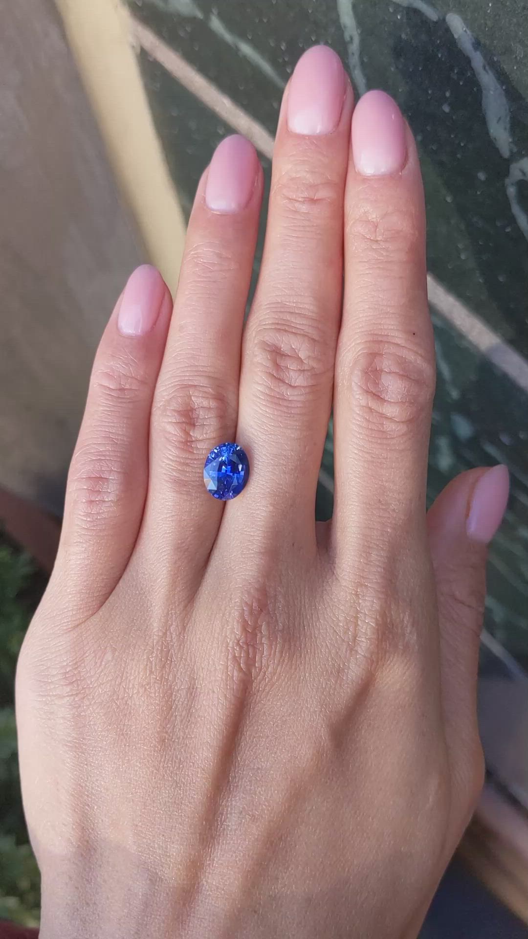 3.76 Ct. Blue Sapphire from Ceylon (Sri Lanka) Size Video