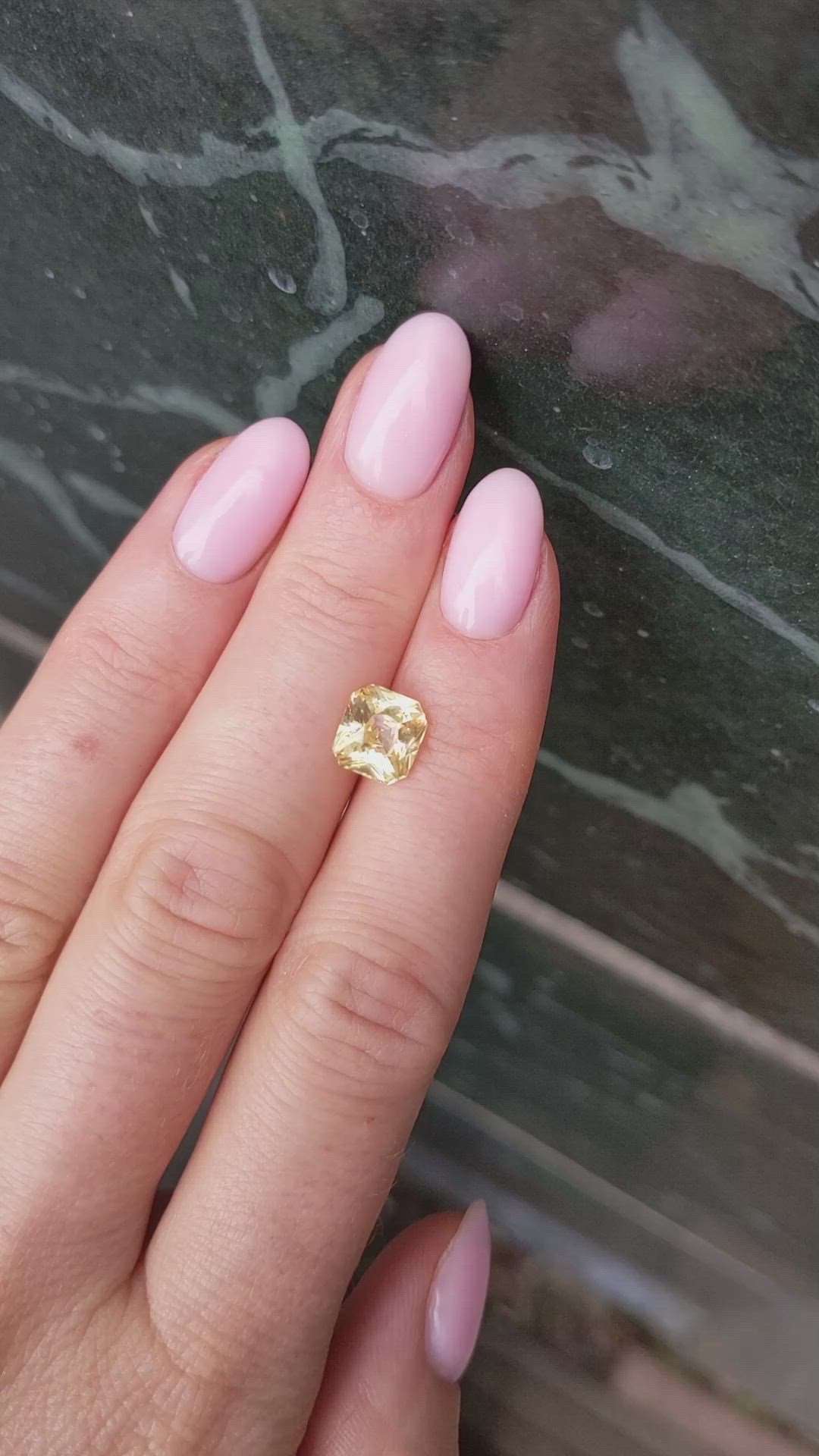 2.66 Ct. Yellow Sapphire from Ceylon (Sri Lanka) Size Video