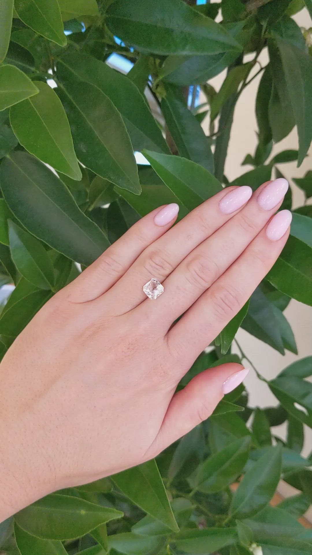 3.04 Ct. Yellow Sapphire from Ceylon (Sri Lanka) Size Video