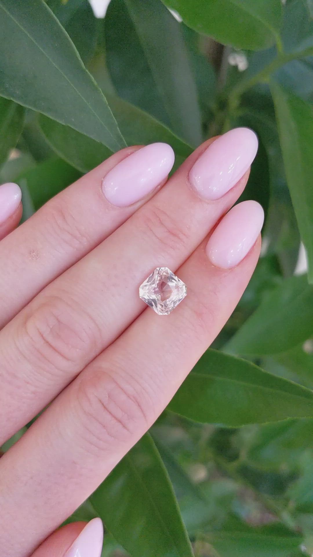 3.04 Ct. Yellow Sapphire from Ceylon (Sri Lanka) Size Video