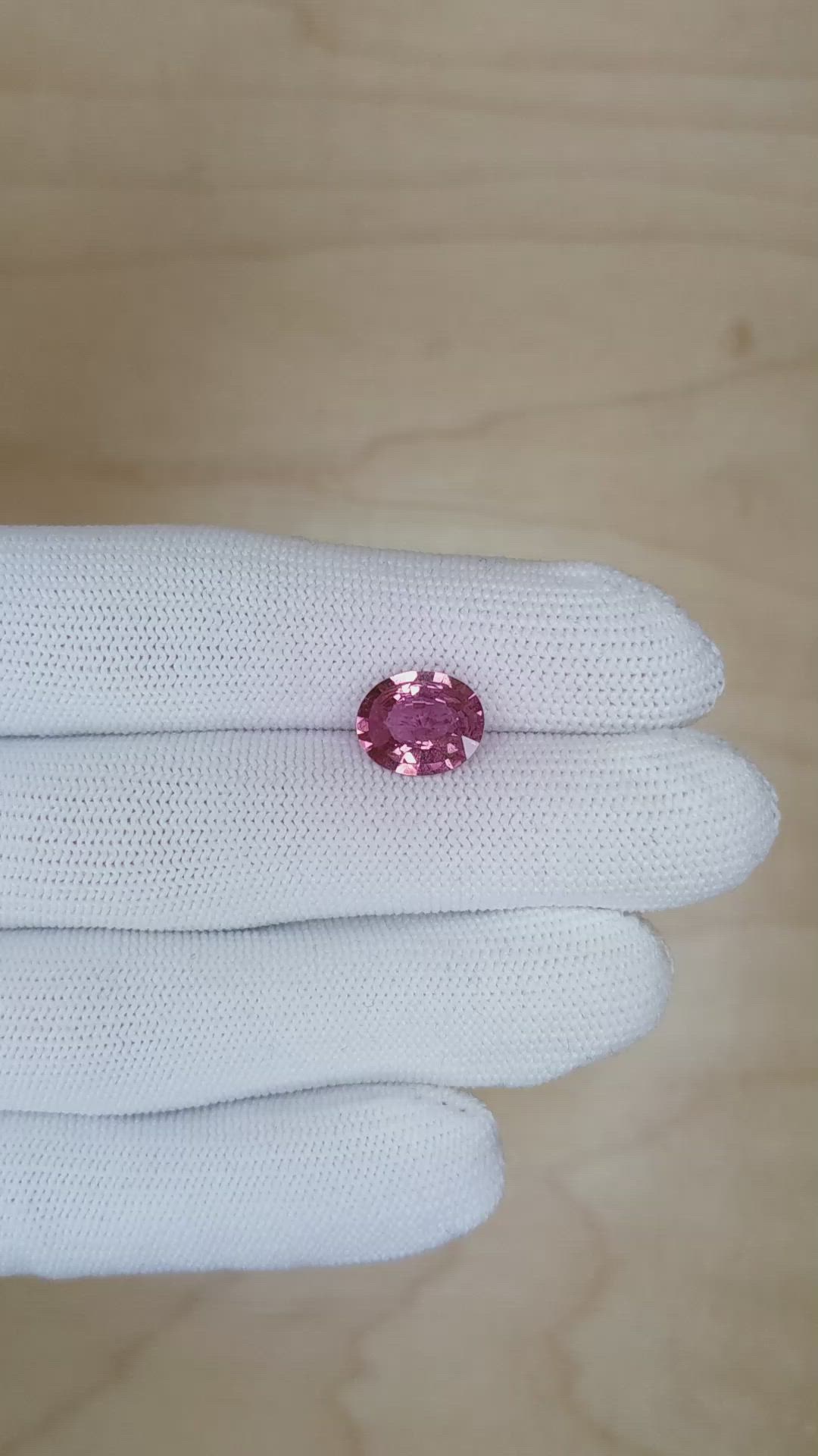 3.54 Ct. Pink Sapphire from Ceylon (Sri Lanka) Size Video