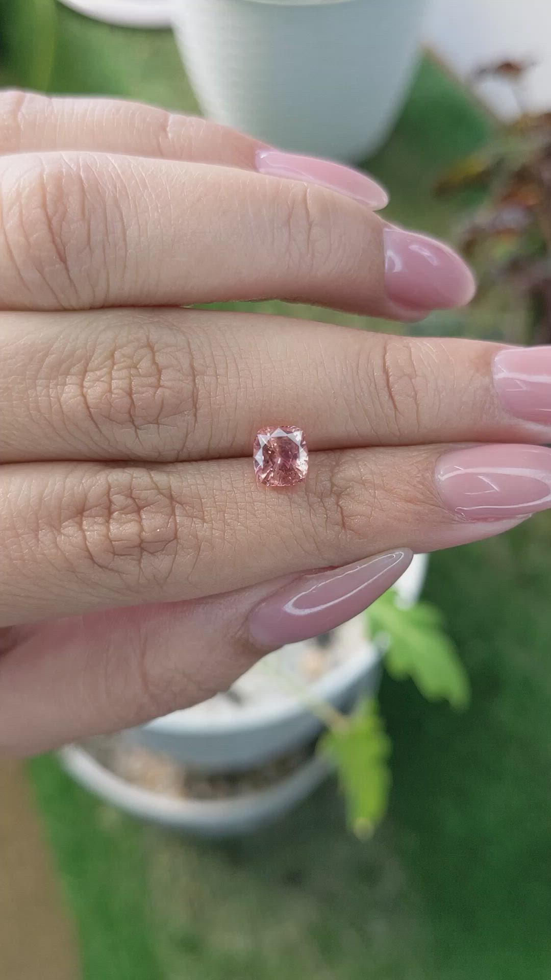 1.53 Ct. Padparadscha Sapphire from Ceylon (Sri Lanka) Size Video