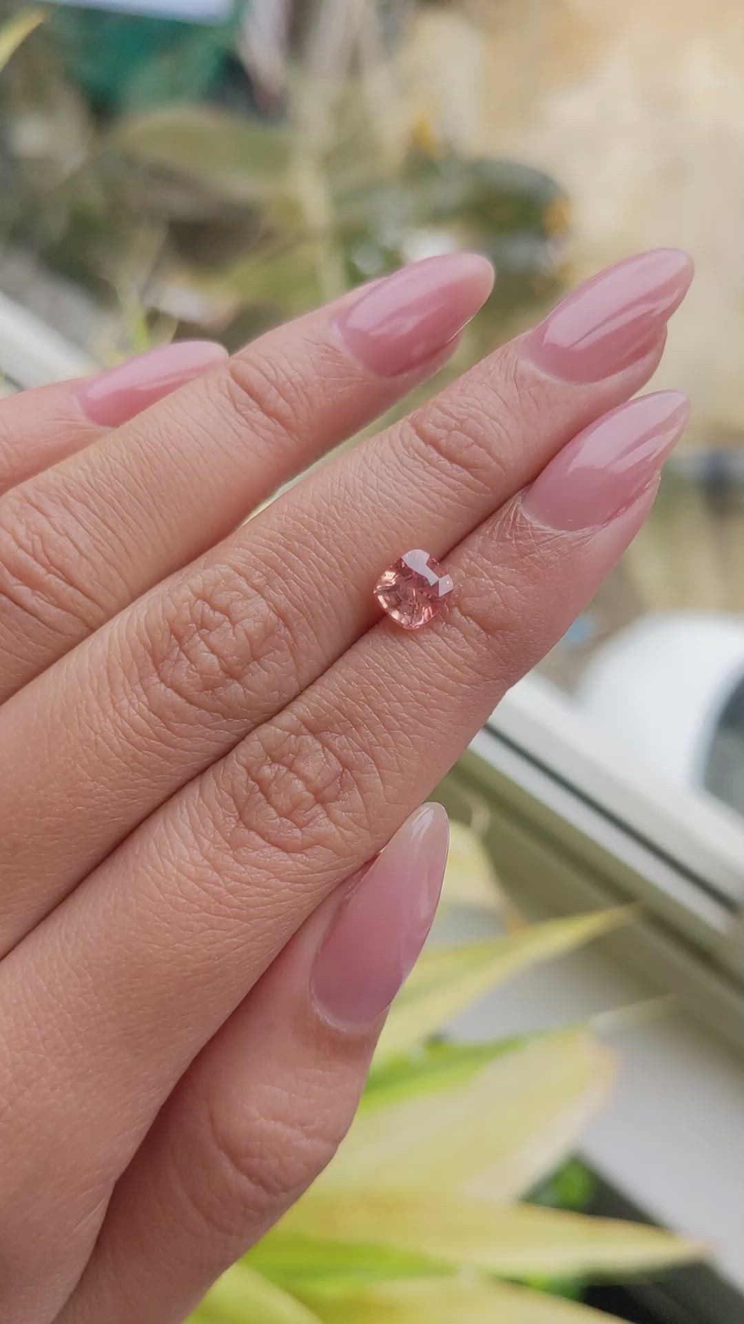 1.53 Ct. Padparadscha Sapphire from Ceylon (Sri Lanka) Size Video