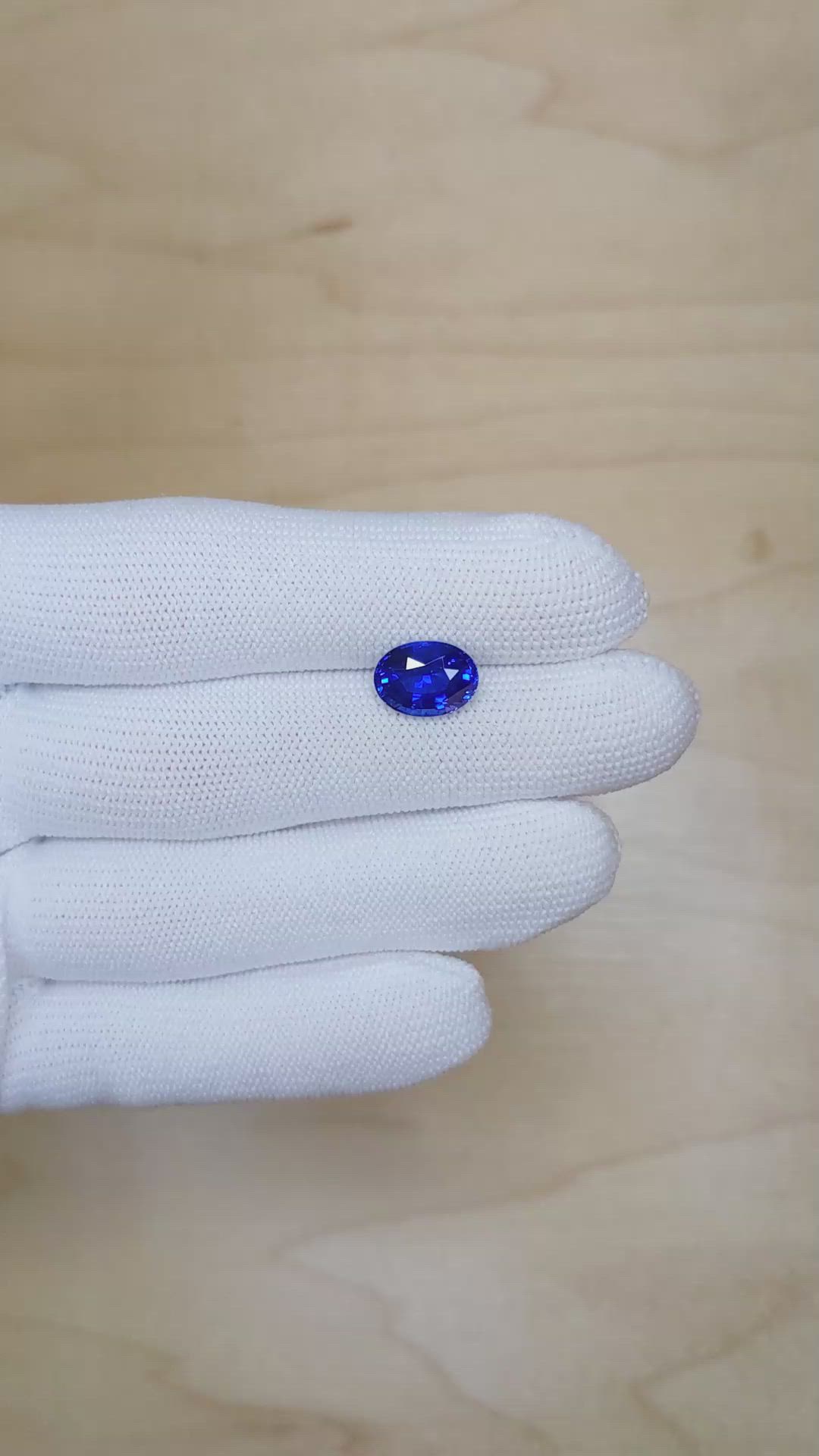 4.15 Ct. Blue Sapphire from Madagascar Size Video