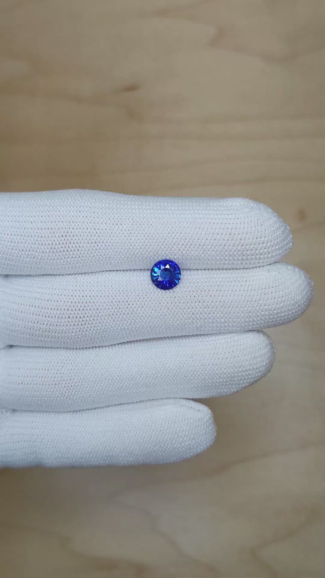 1.37 Ct. Blue Sapphire from Ceylon (Sri Lanka) Size Video