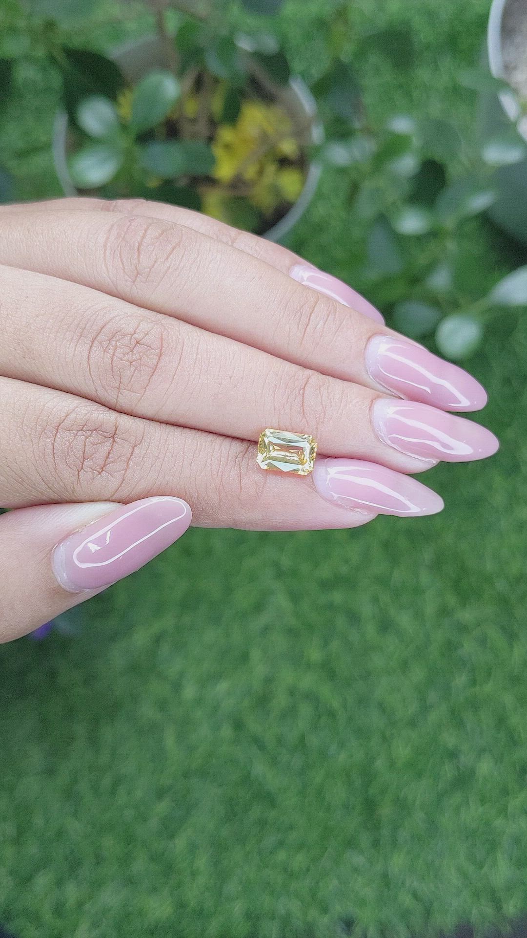 2.10 Ct. Orangish Yellow Sapphire from Ceylon (Sri Lanka) Size Video