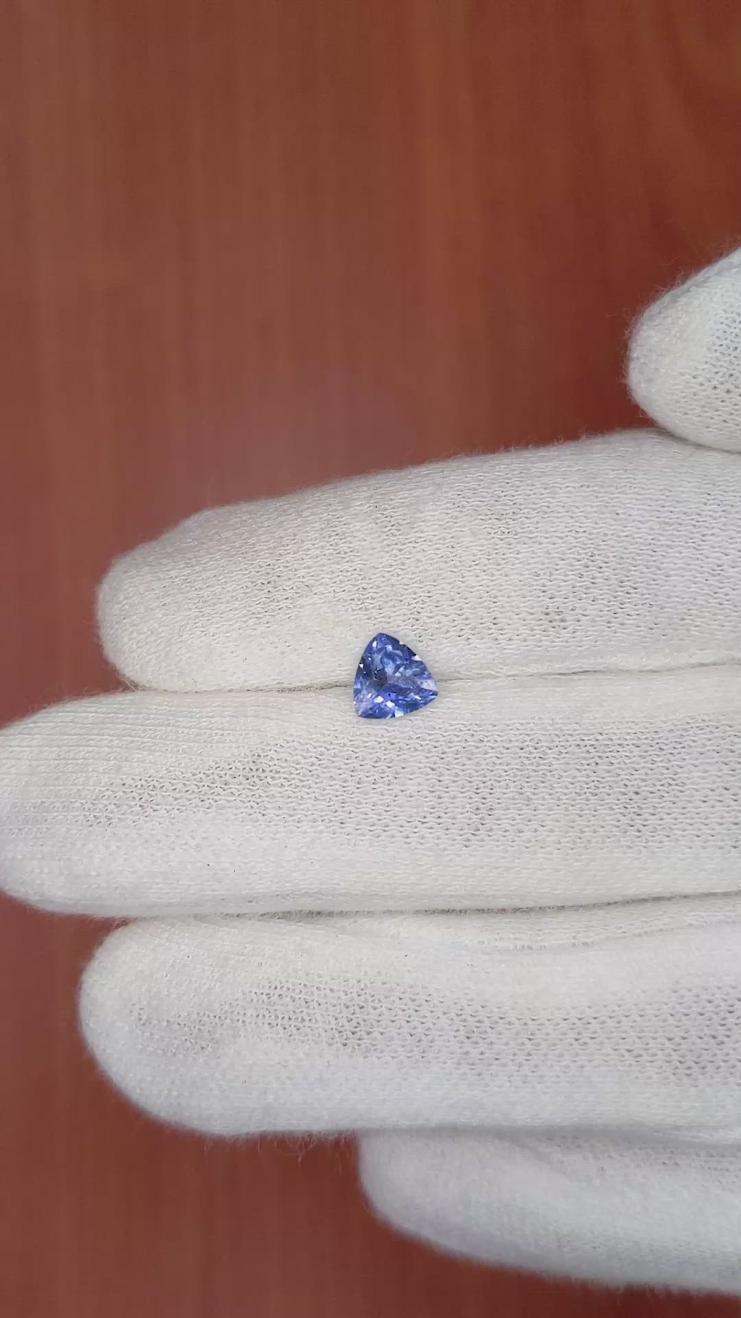 0.76 Ct. Blue Sapphire from Ceylon (Sri Lanka) Size Video