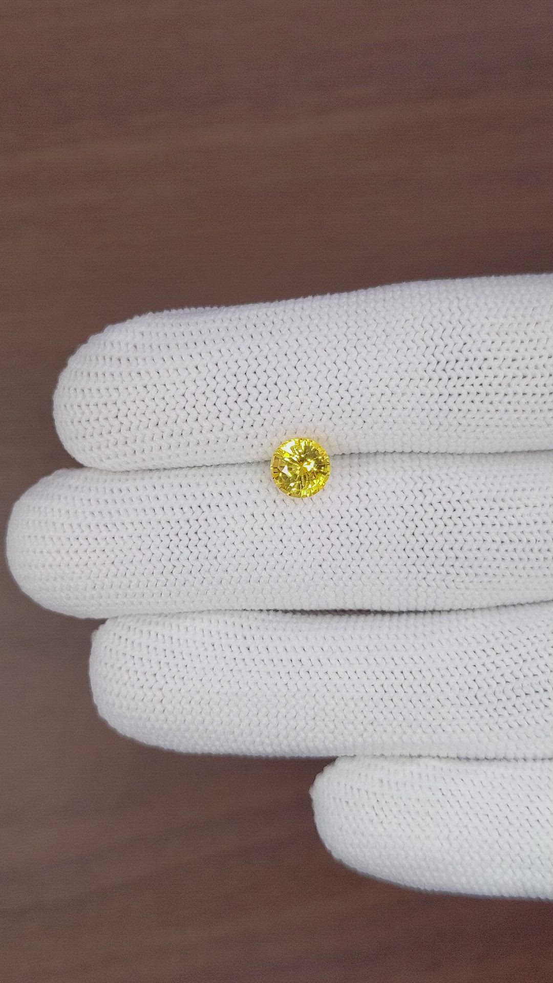1.45 Ct. Yellow Sapphire from Ceylon (Sri Lanka) Size Video