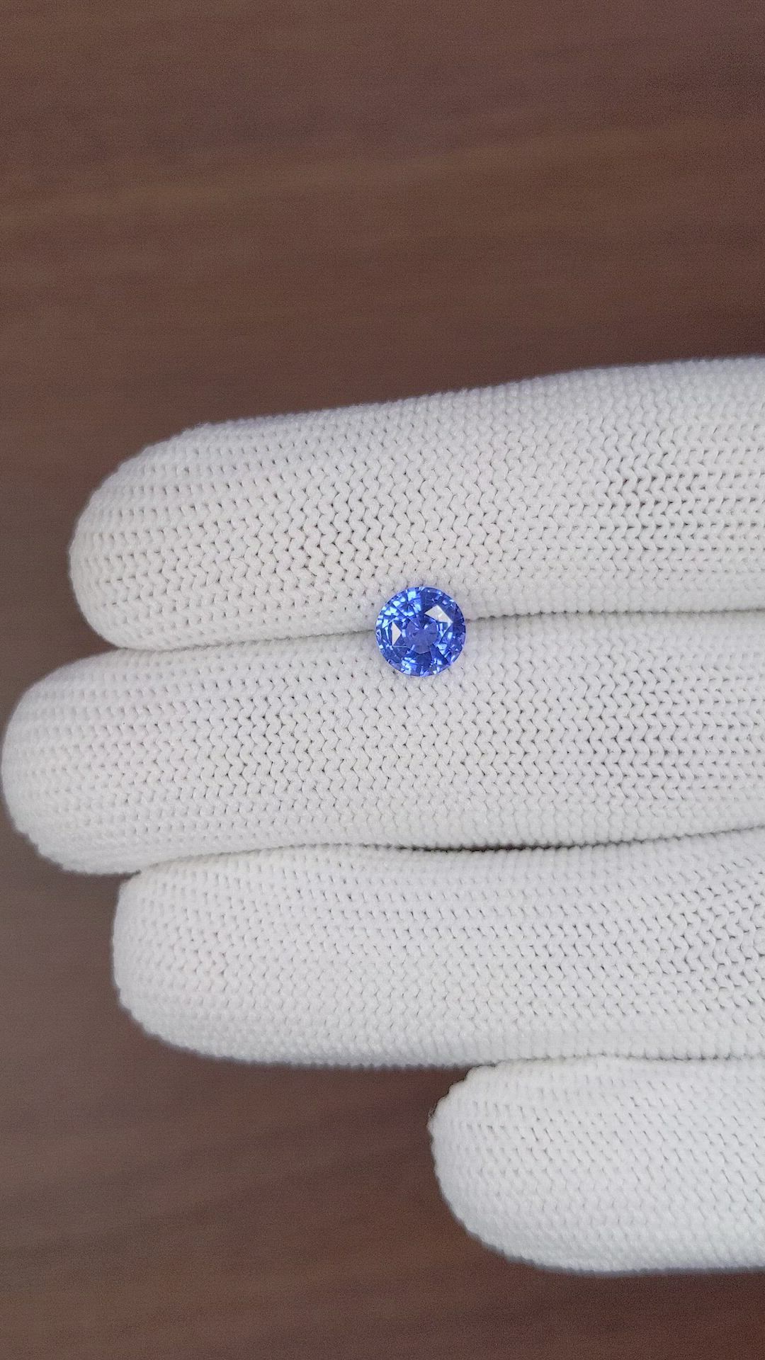 1.52 Ct. Blue Sapphire from Ceylon (Sri Lanka) Size Video