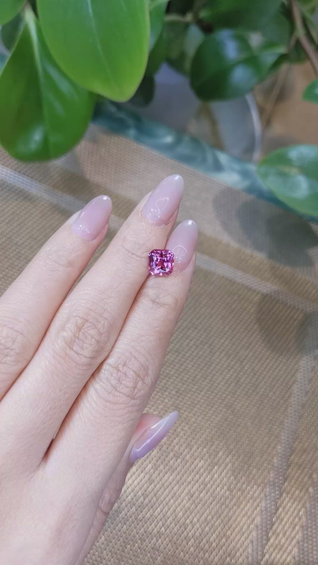 2.57 Ct. Reddish Pink Sapphire from Ceylon (Sri Lanka) Size Video