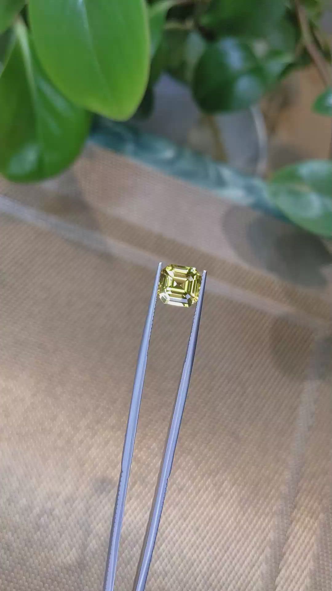 5.10 Ct. Yellow Sapphire from Ceylon (Sri Lanka) Size Video