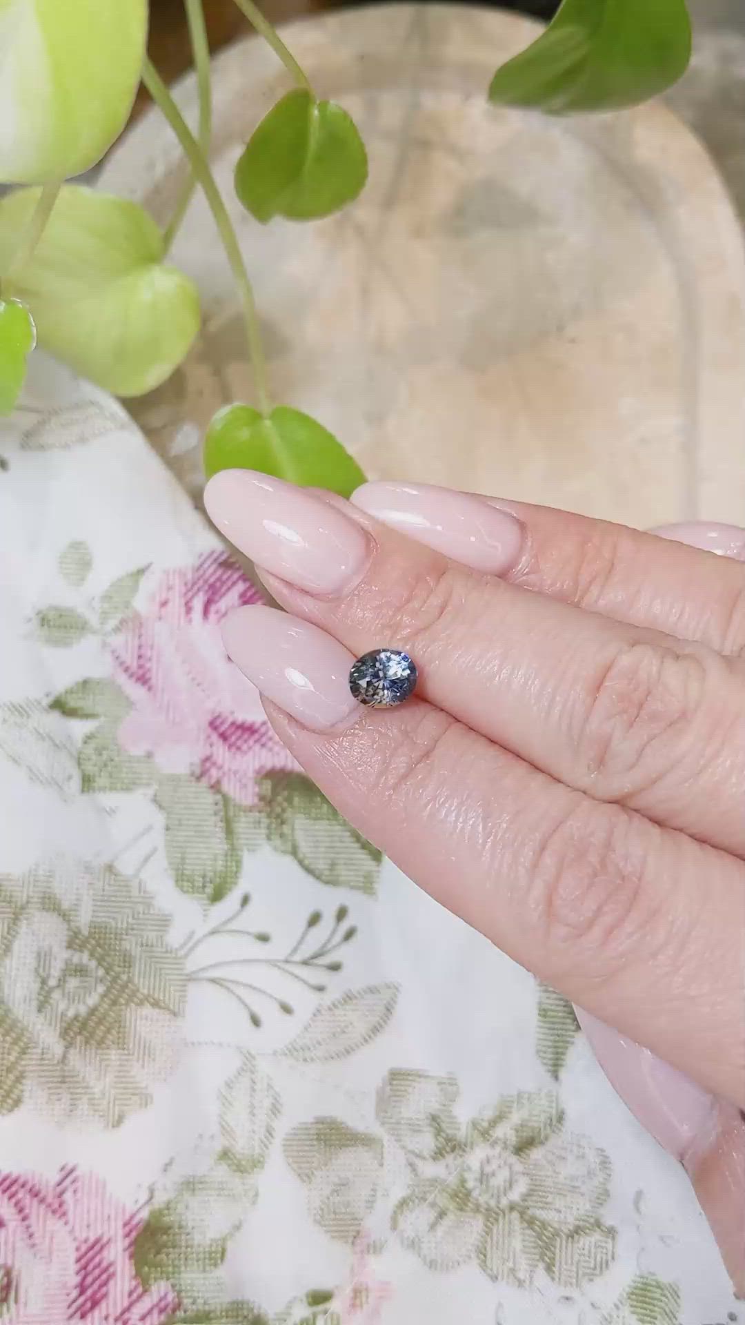 2.12 Ct. Bi Color Sapphire from Ceylon (Sri Lanka) Size Video