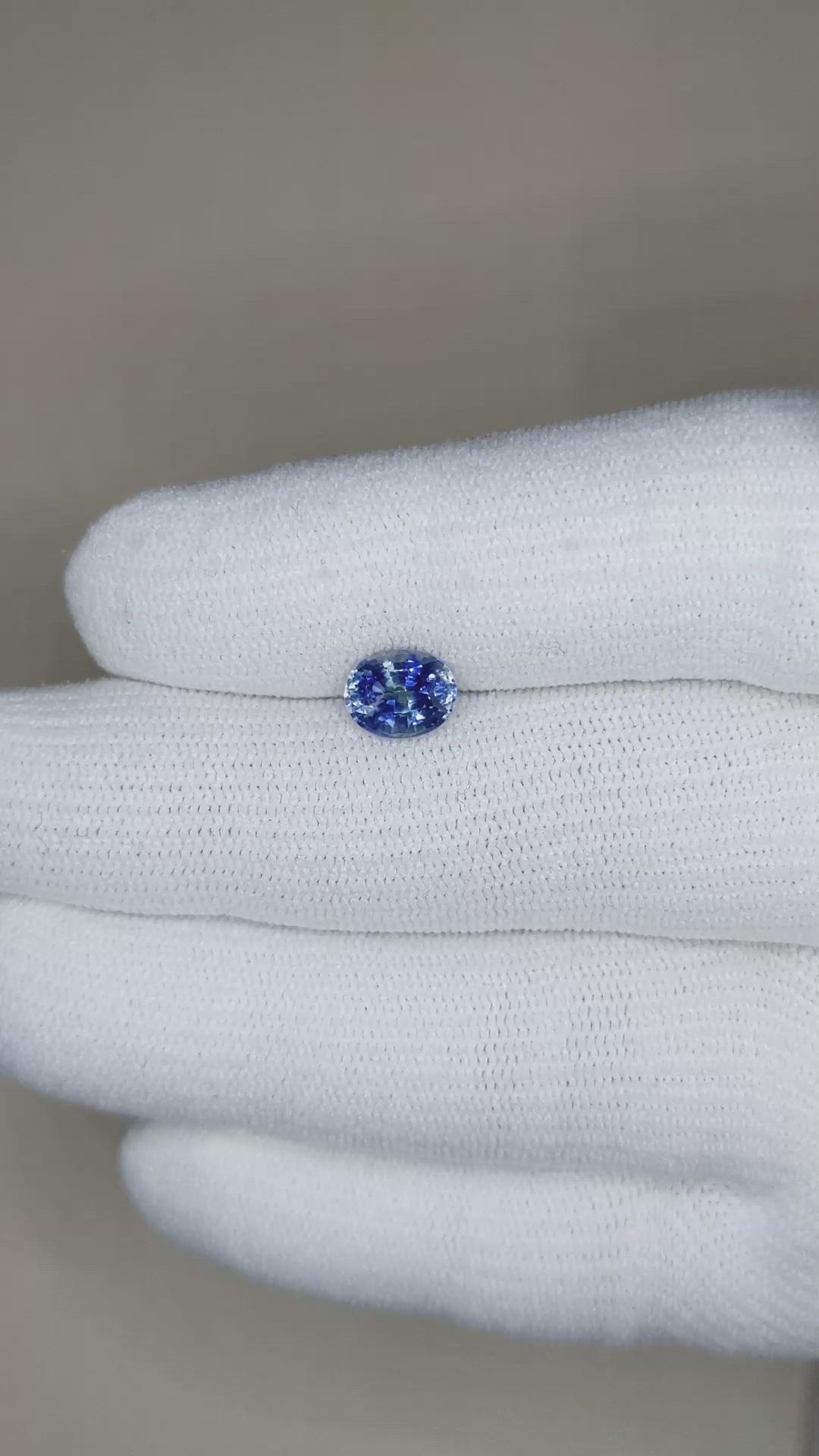 1.50 Ct. Bi Color / Parti Sapphire from Ceylon (Sri Lanka) Size Video