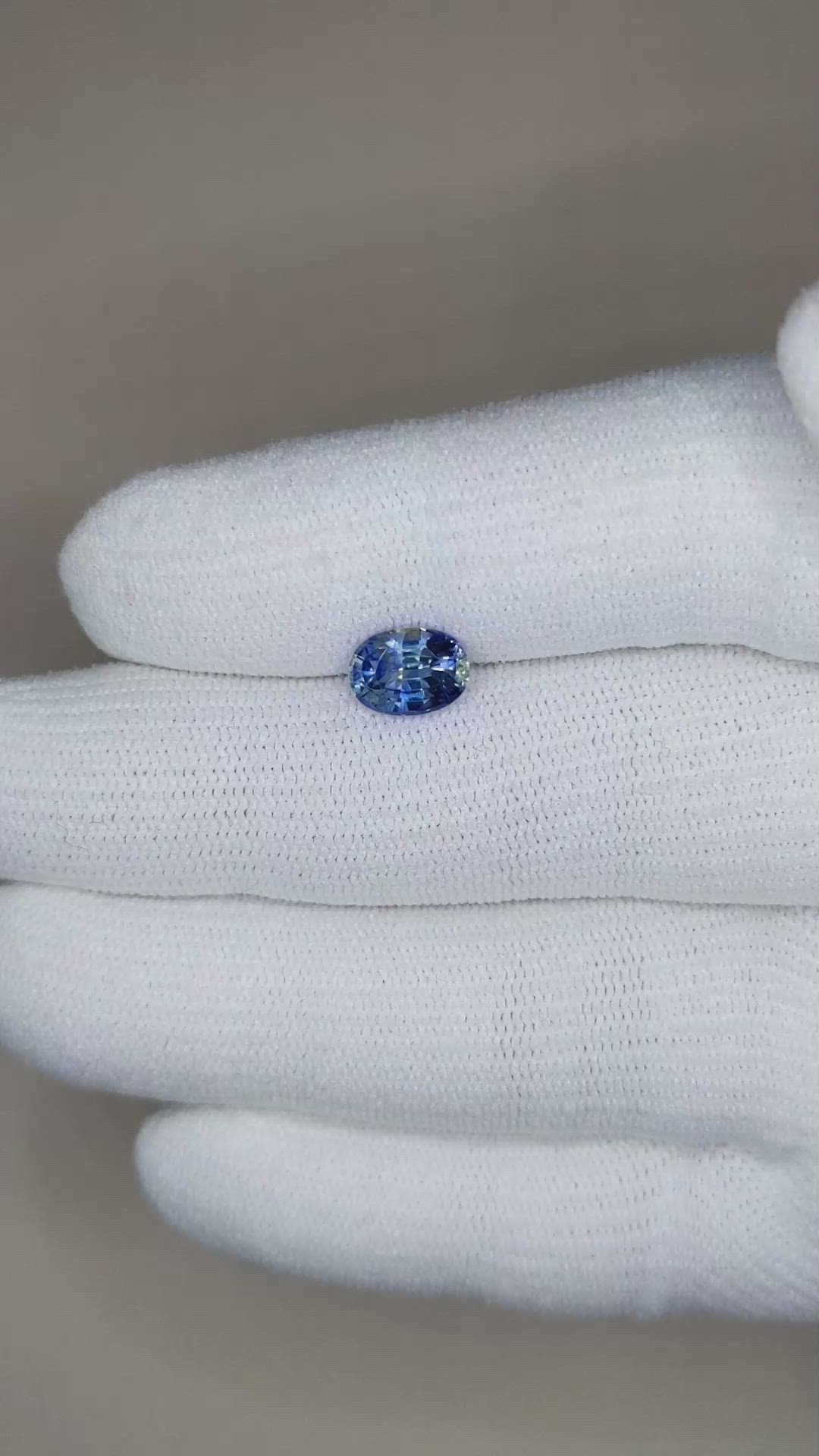 1.59 Ct. Bi Color Sapphire from Ceylon (Sri Lanka) Size Video