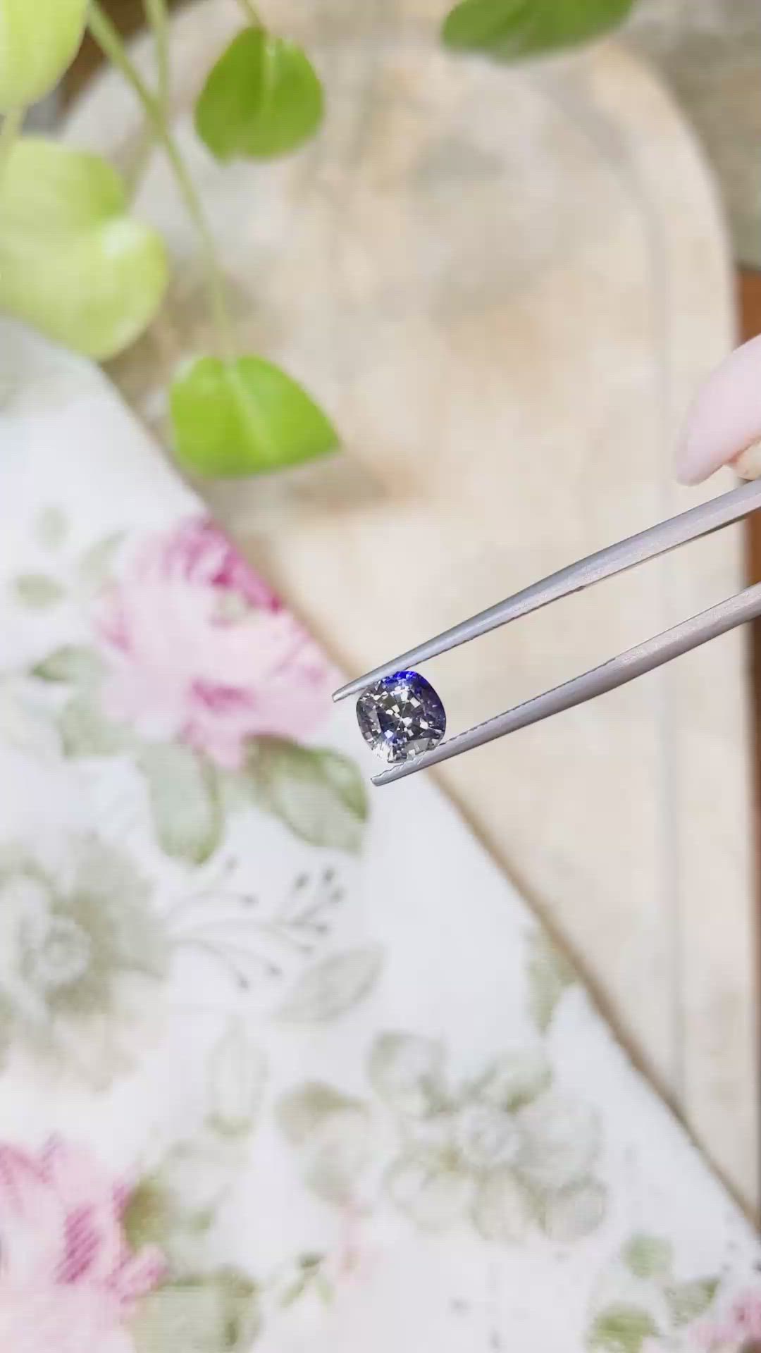 1.51 Ct. Bi Color / Parti Sapphire from Ceylon (Sri Lanka) Size Video