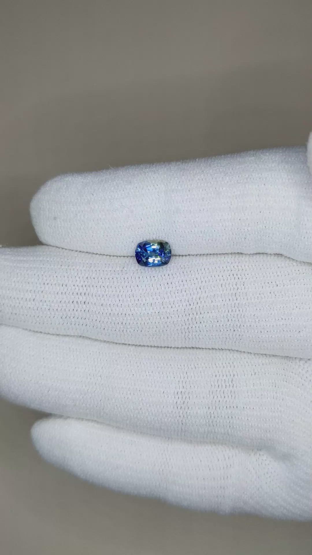 0.90 Ct. Bi Color / Parti Sapphire from Ceylon (Sri Lanka) Size Video