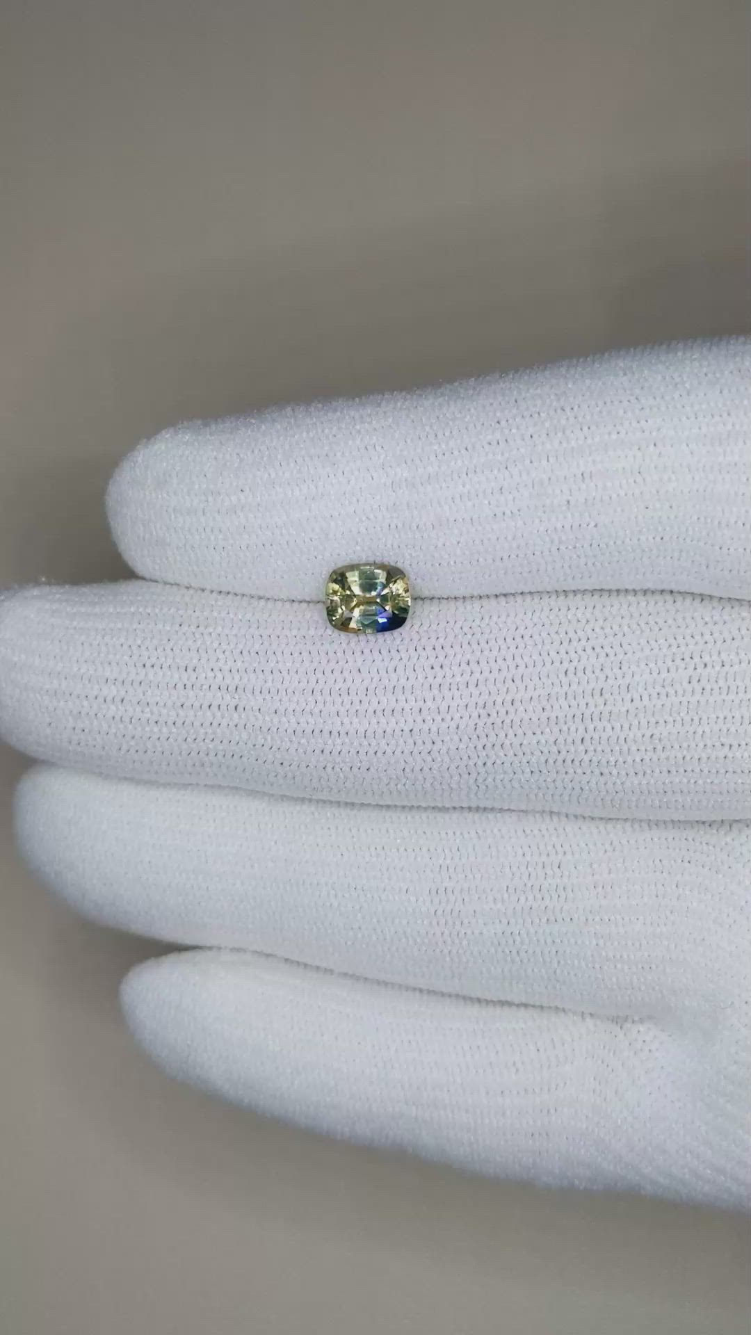 1.10 Ct. Bi Color / Parti Sapphire from Ceylon (Sri Lanka) Size Video