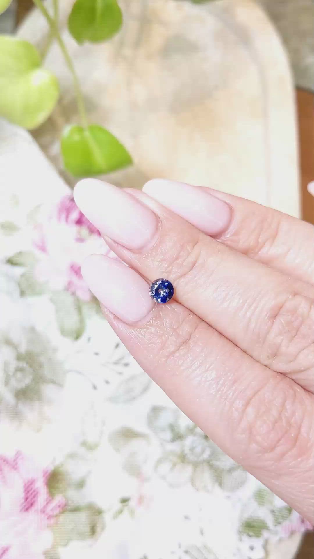 0.63 Ct. Bi Color Sapphire from Ceylon (Sri Lanka) Size Video