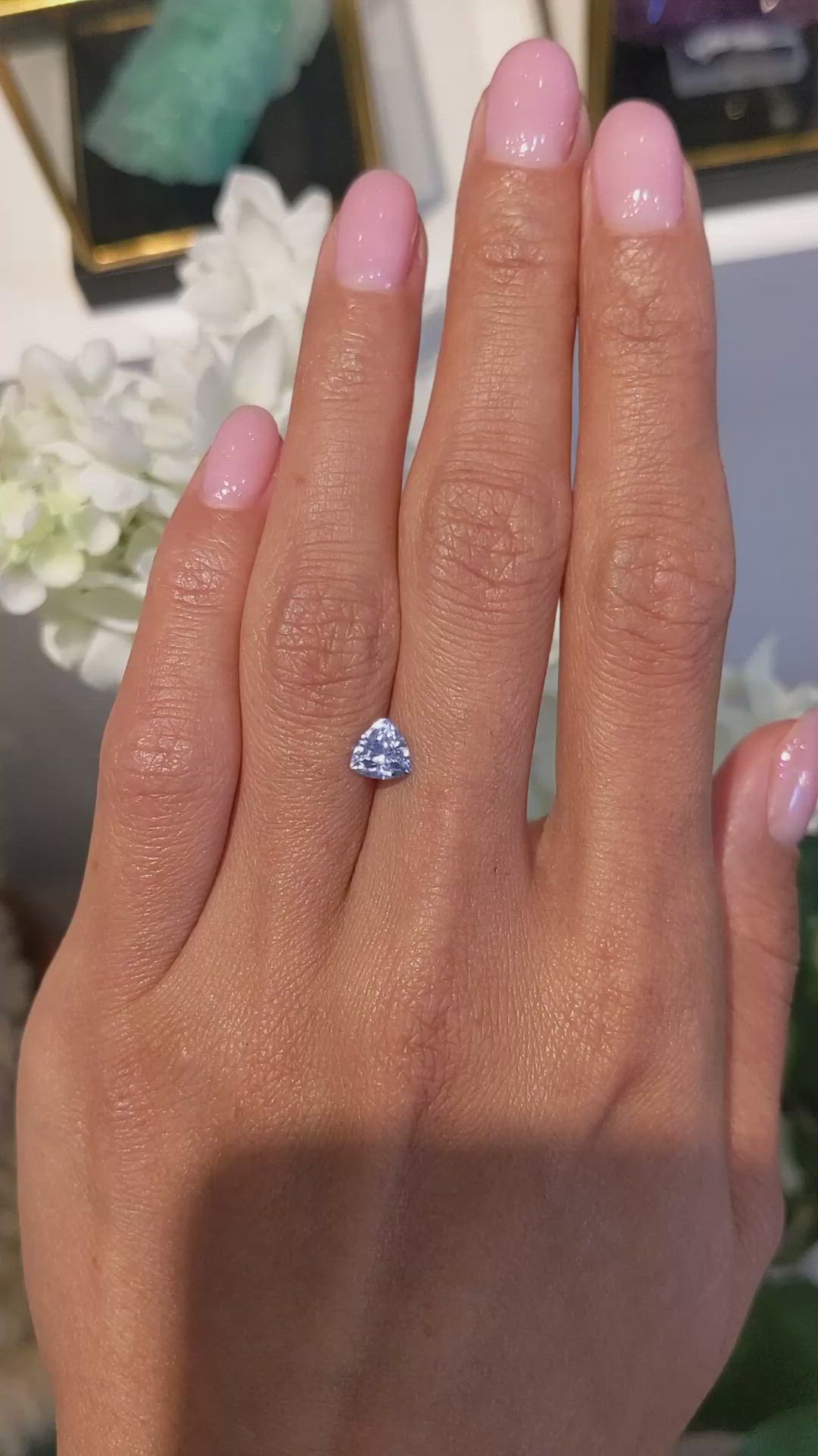 1.01 Ct. Blue Sapphire from Ceylon (Sri Lanka) Size Video
