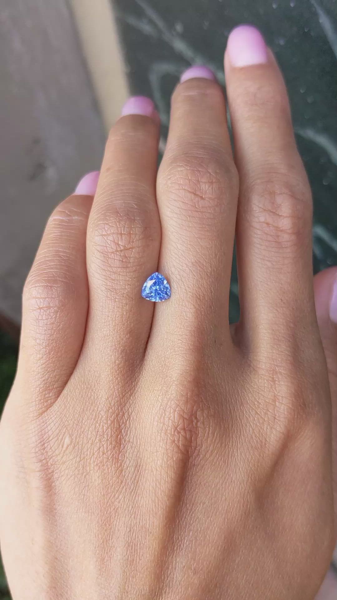 1.03 Ct. Blue Sapphire from Ceylon (Sri Lanka) Size Video