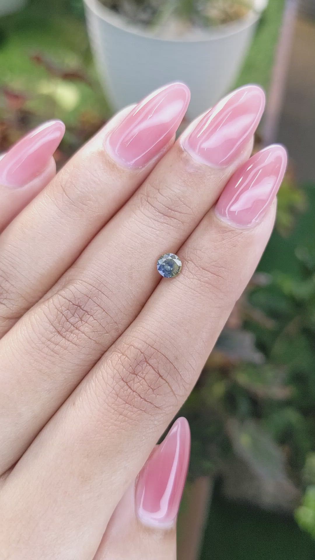 0.46 Ct. Bi Color Sapphire from Ceylon (Sri Lanka) Size Video