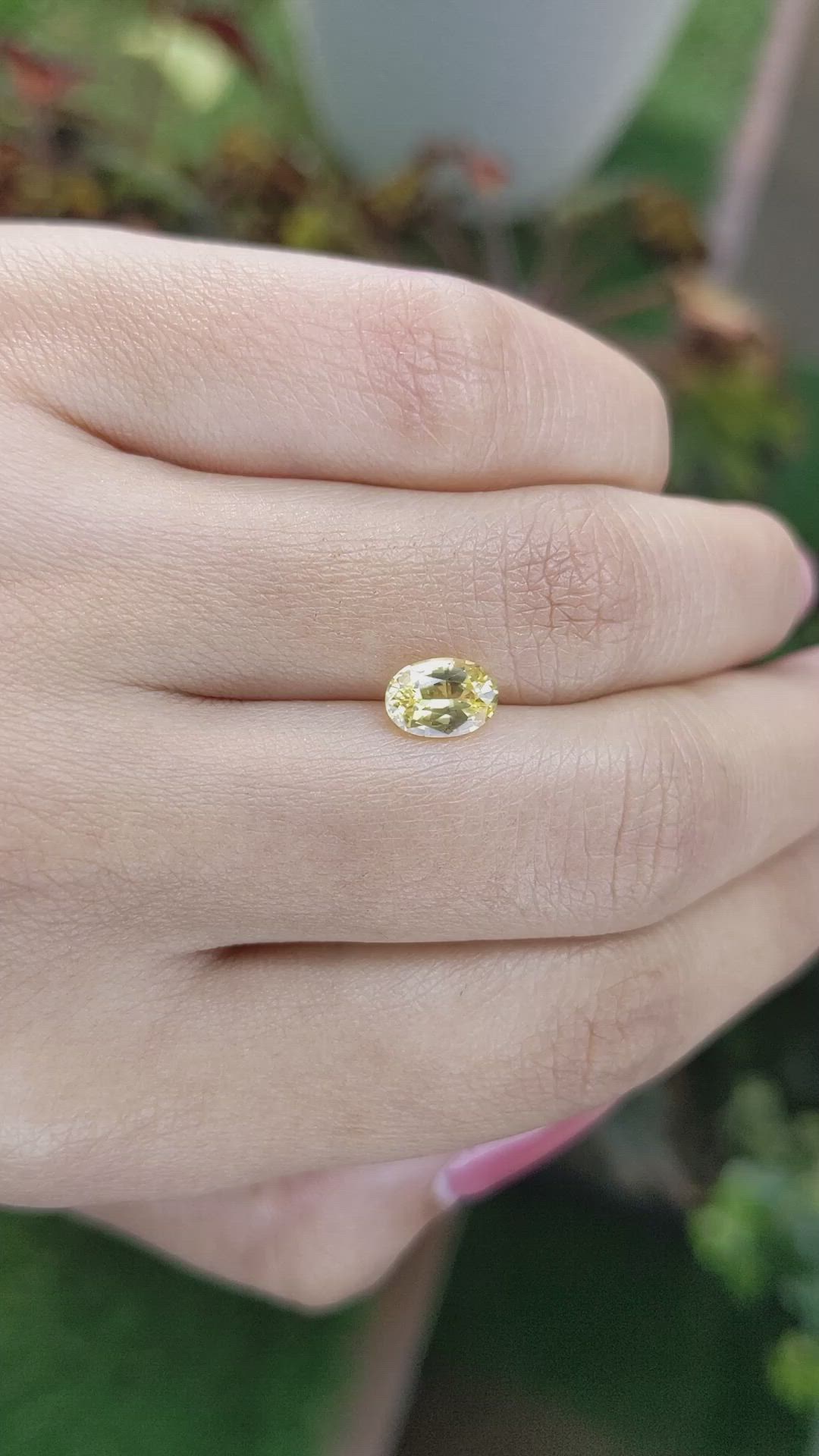 1.16 Ct. Yellow Sapphire from Ceylon (Sri Lanka) Size Video